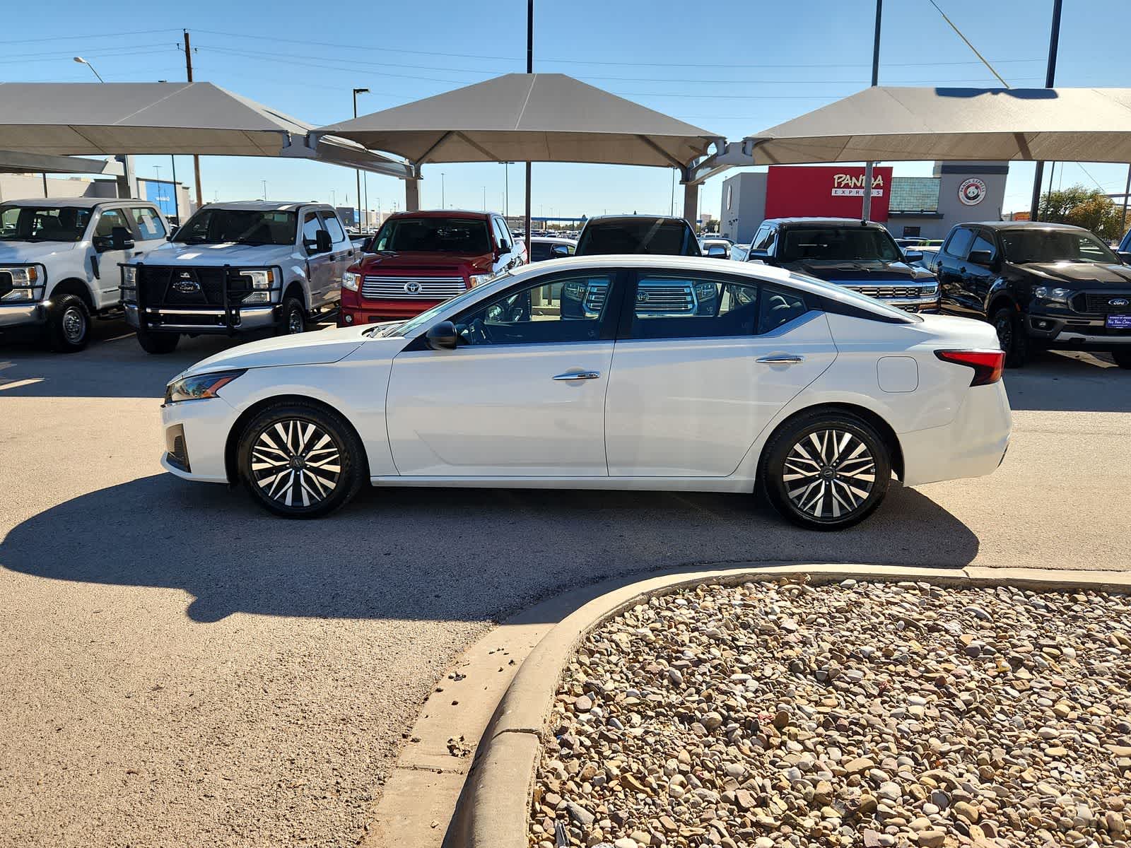 Thumbnail: 2024 Nissan Altima - 5