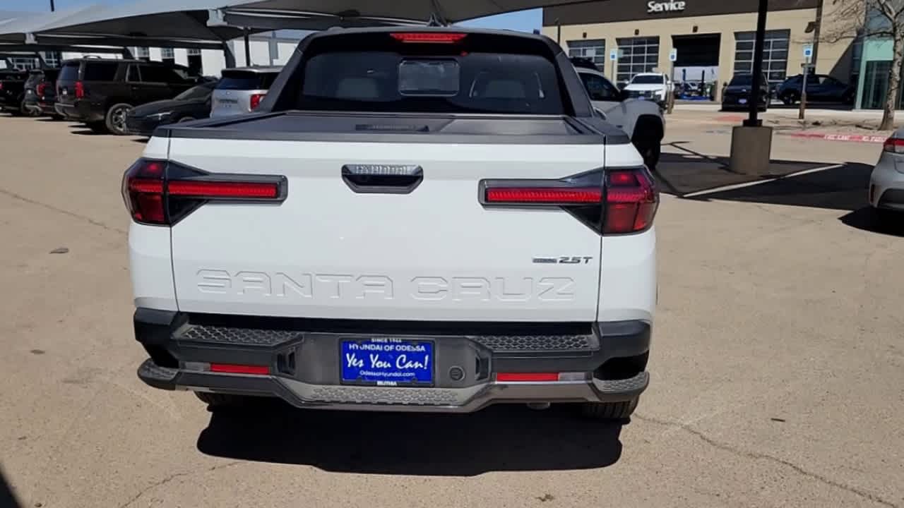 Thumbnail: 2025 Hyundai Santa Cruz - 8