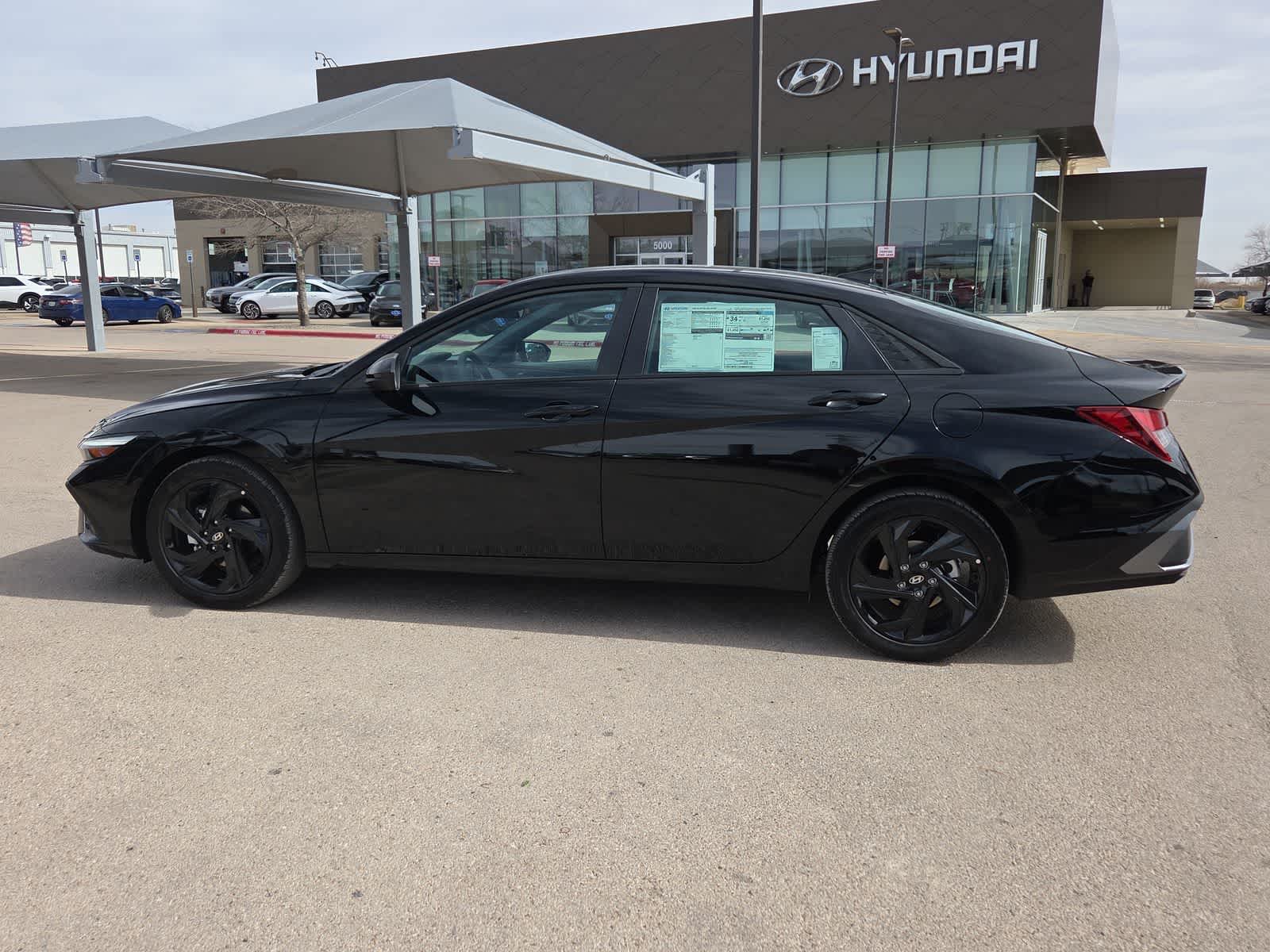 Thumbnail: 2026 Hyundai Elantra - 4