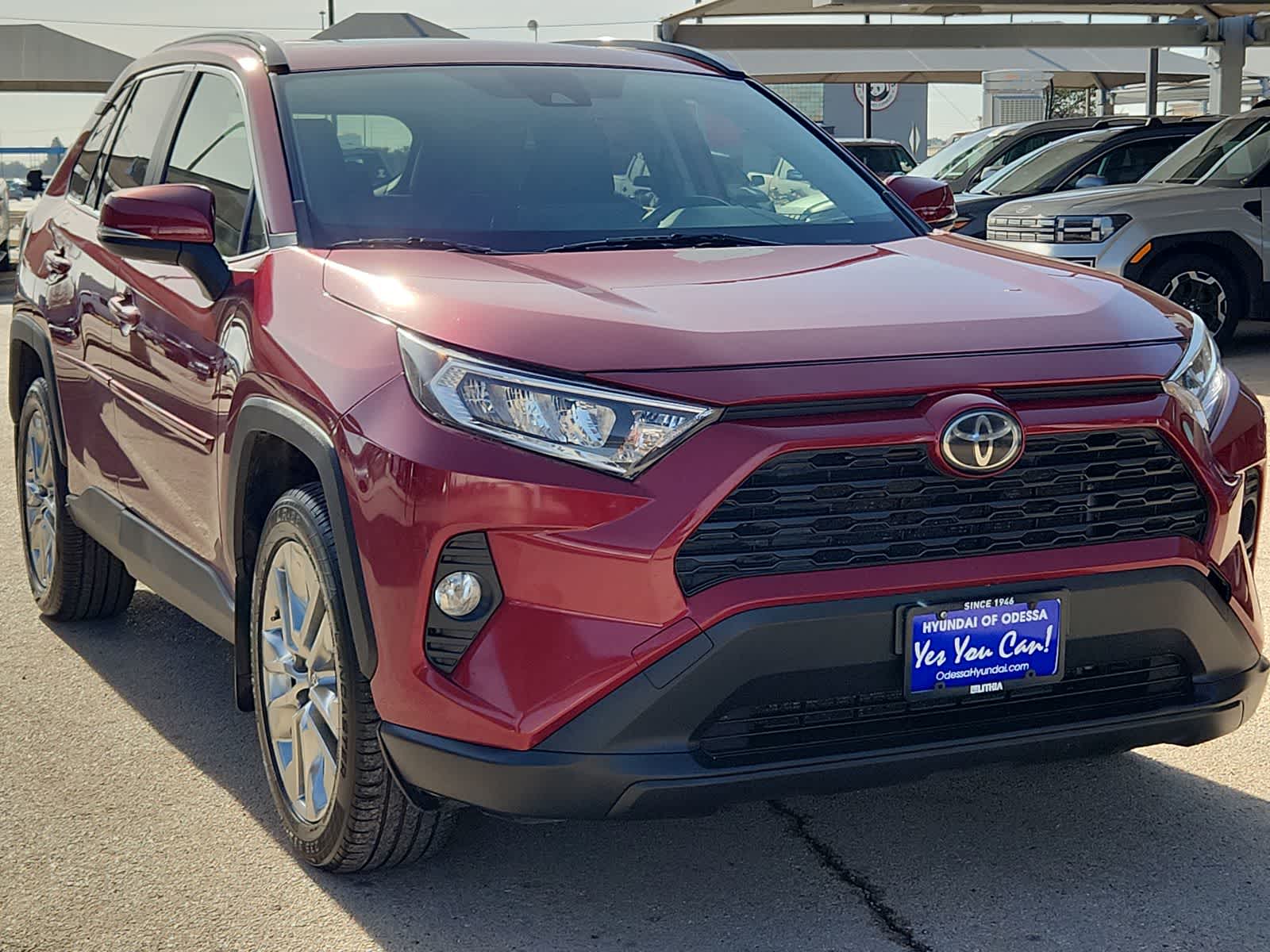Thumbnail: 2020 Toyota RAV4 - 3
