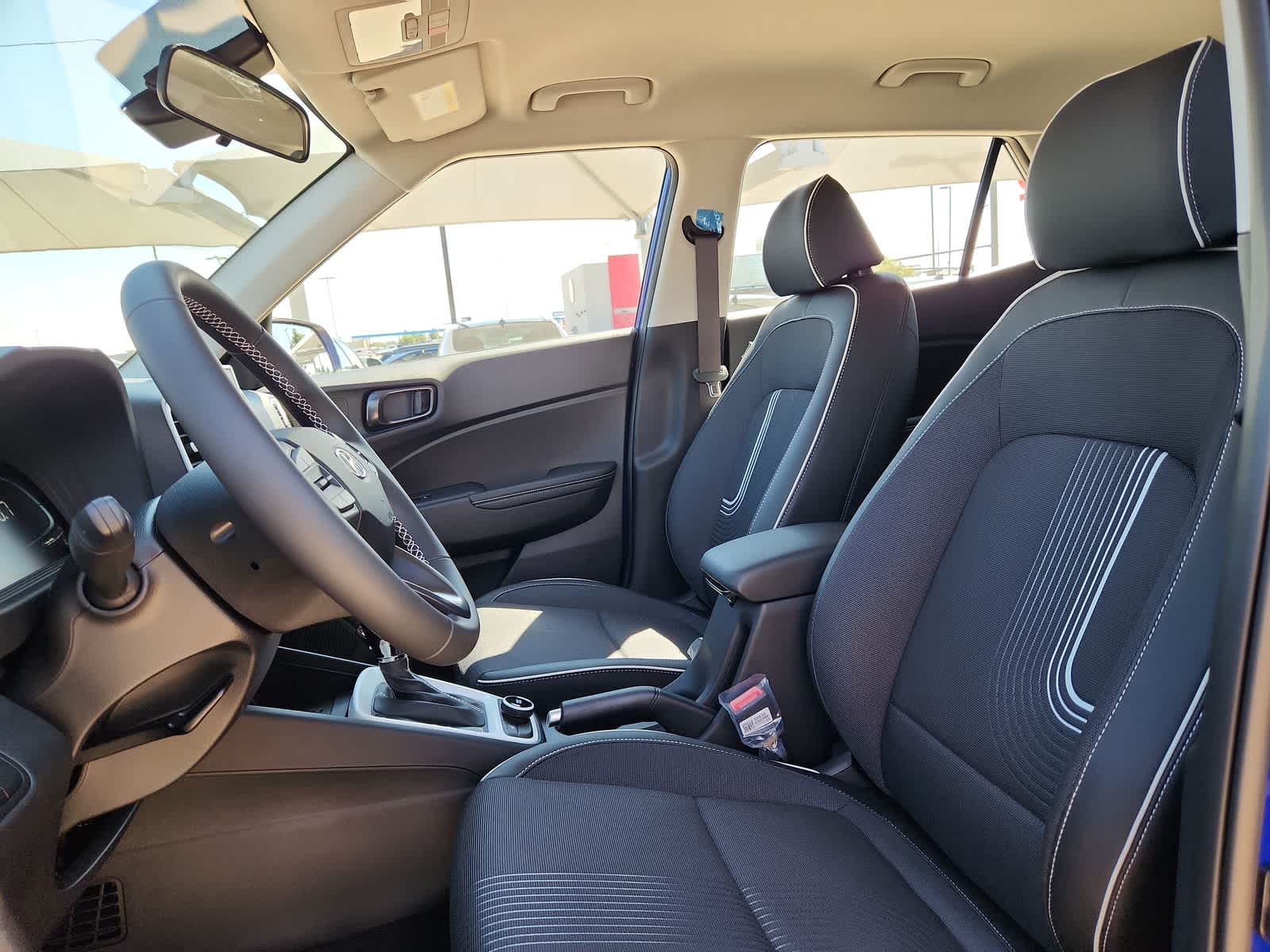 Thumbnail: 2025 Hyundai Venue - 15