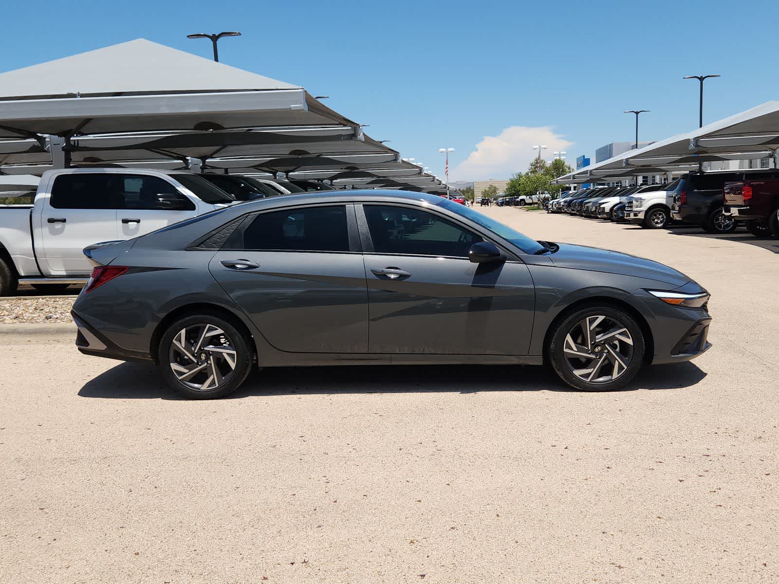 Thumbnail: 2025 Hyundai Elantra - 9