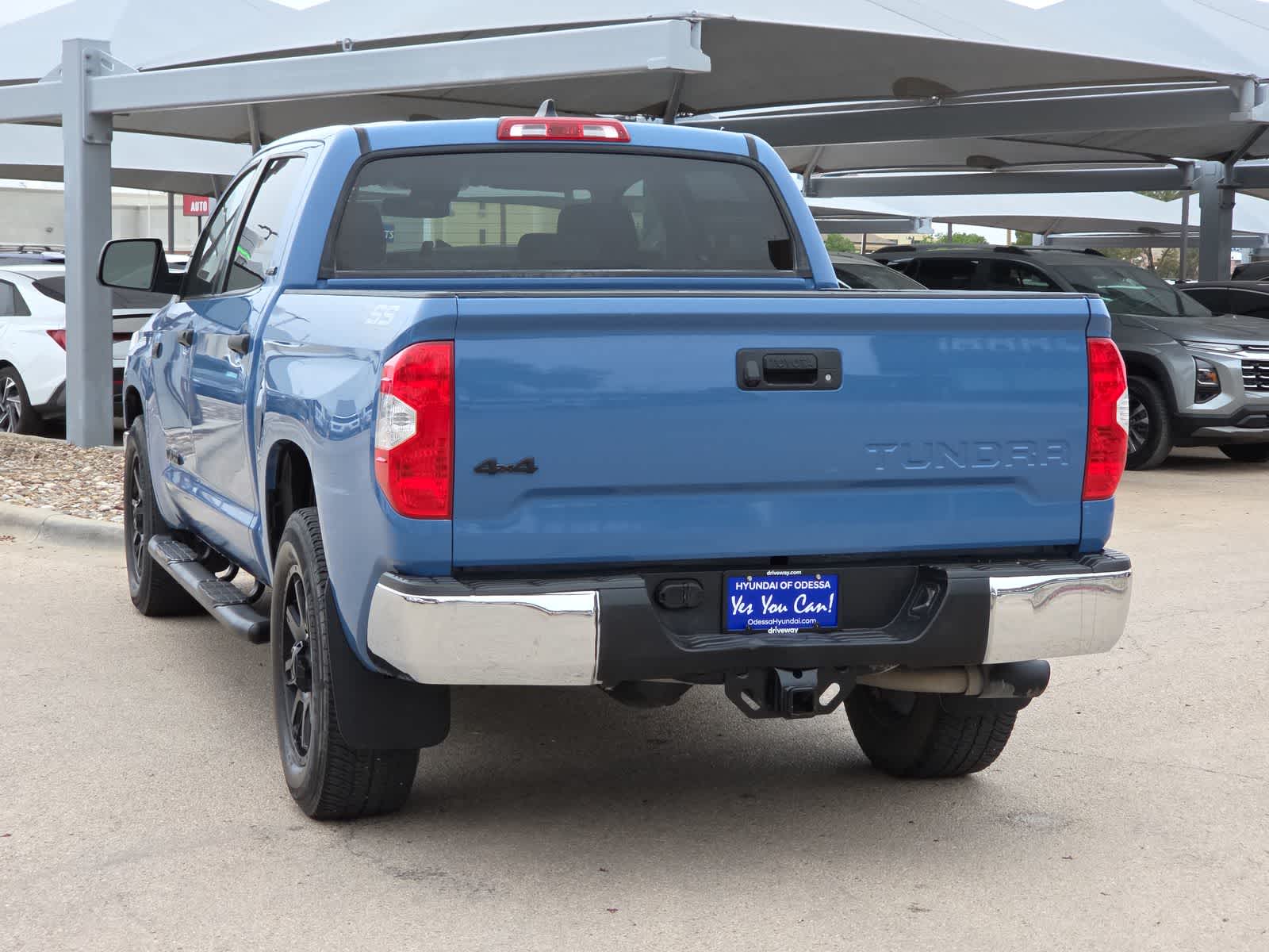 Thumbnail: 2021 Toyota Tundra - 7