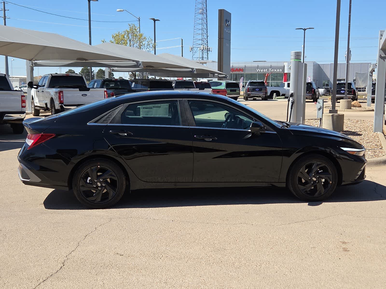 Thumbnail: 2026 Hyundai Elantra - 9
