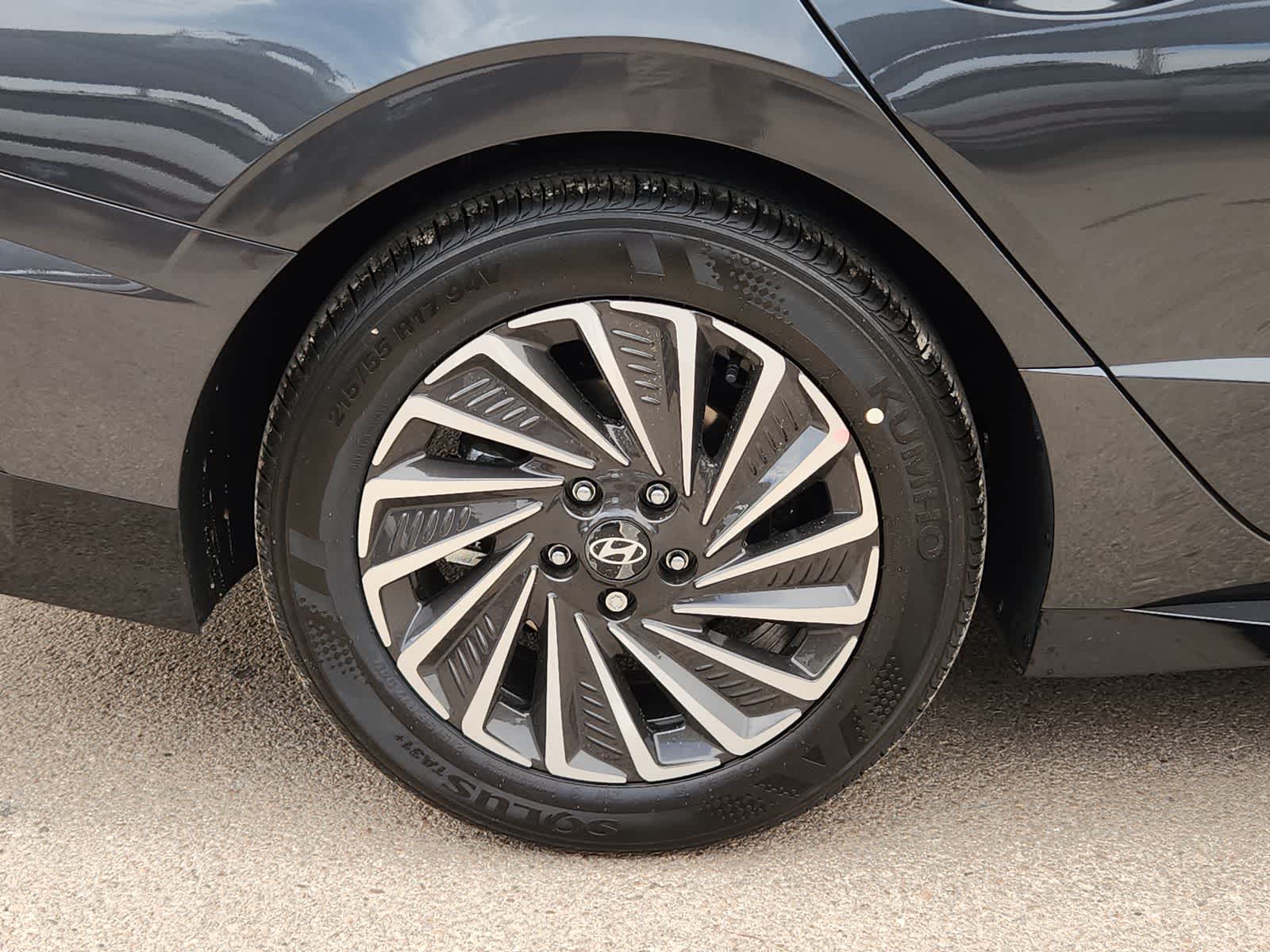 Thumbnail: 2025 Hyundai Sonata - 16