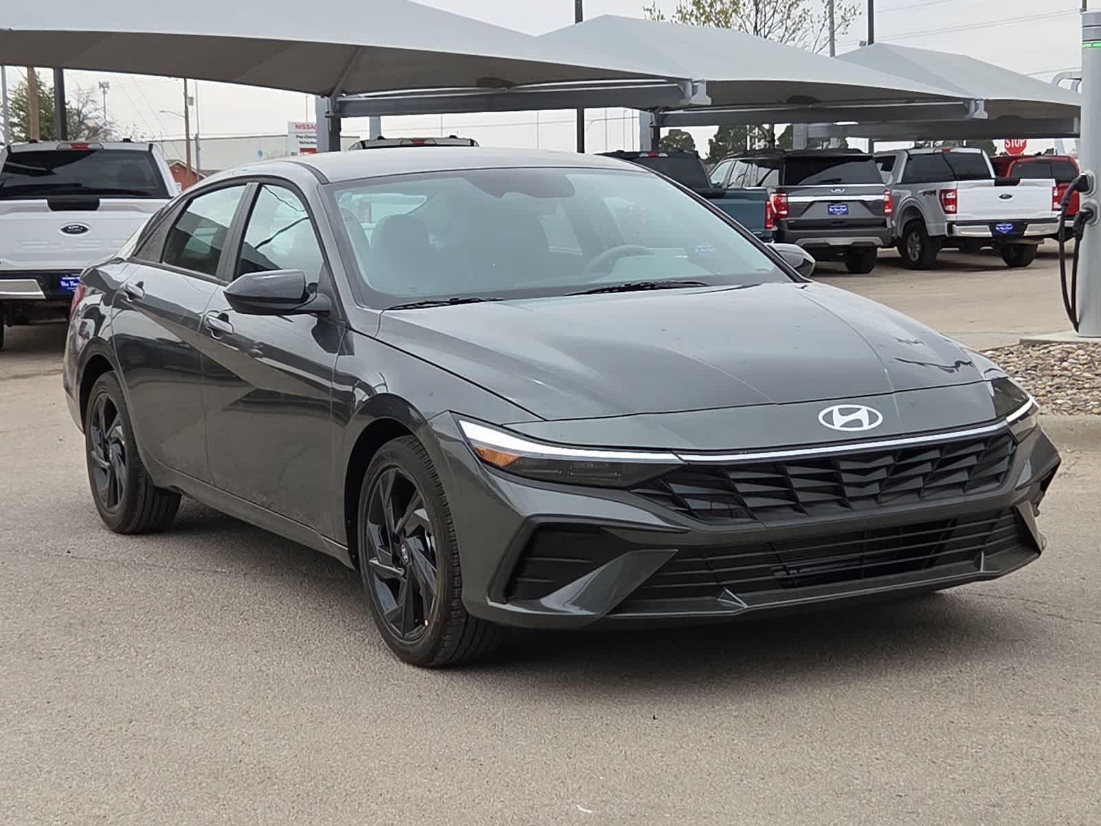 Thumbnail: 2026 Hyundai Elantra - 3