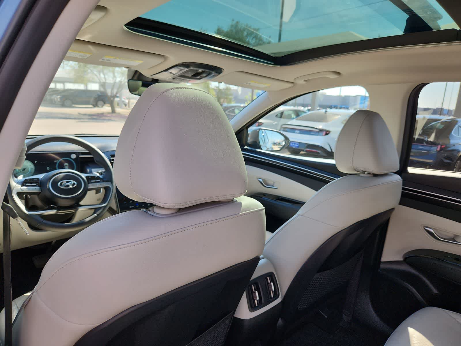 Thumbnail: 2023 Hyundai Tucson - 16