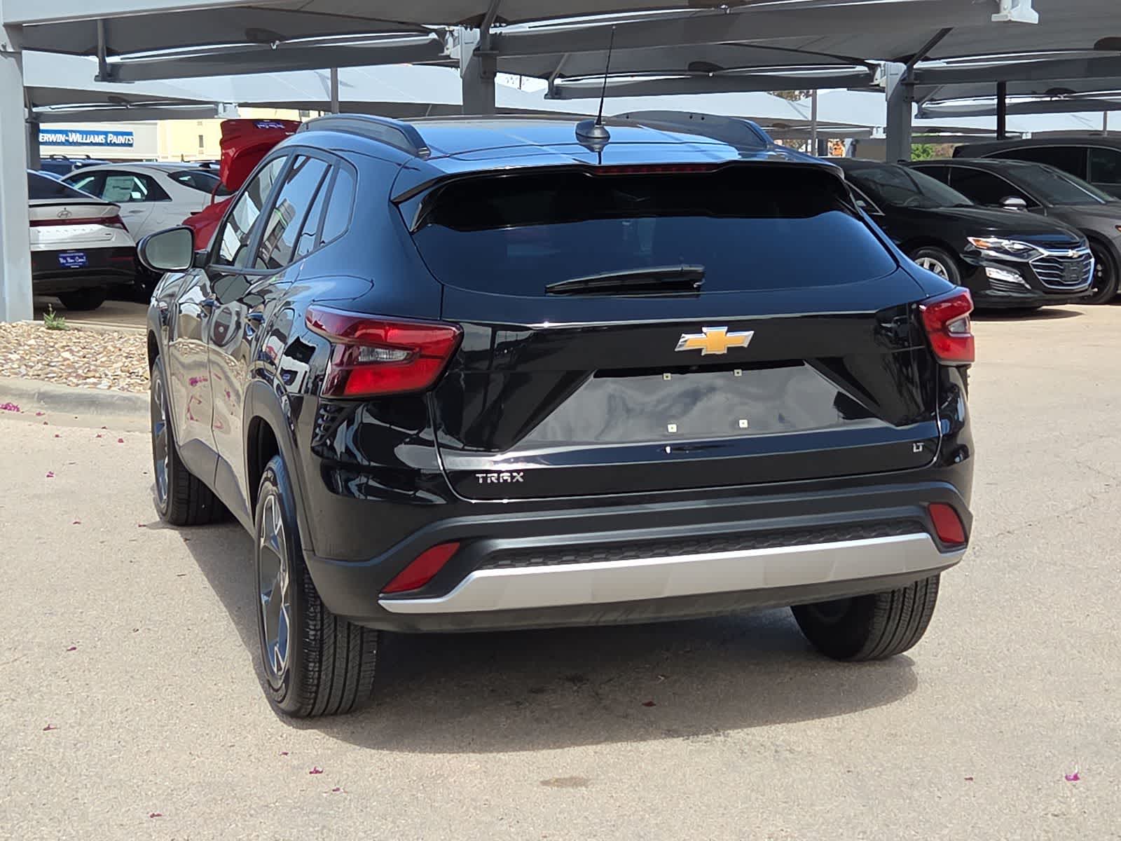 Thumbnail: 2025 Chevrolet Trax - 7