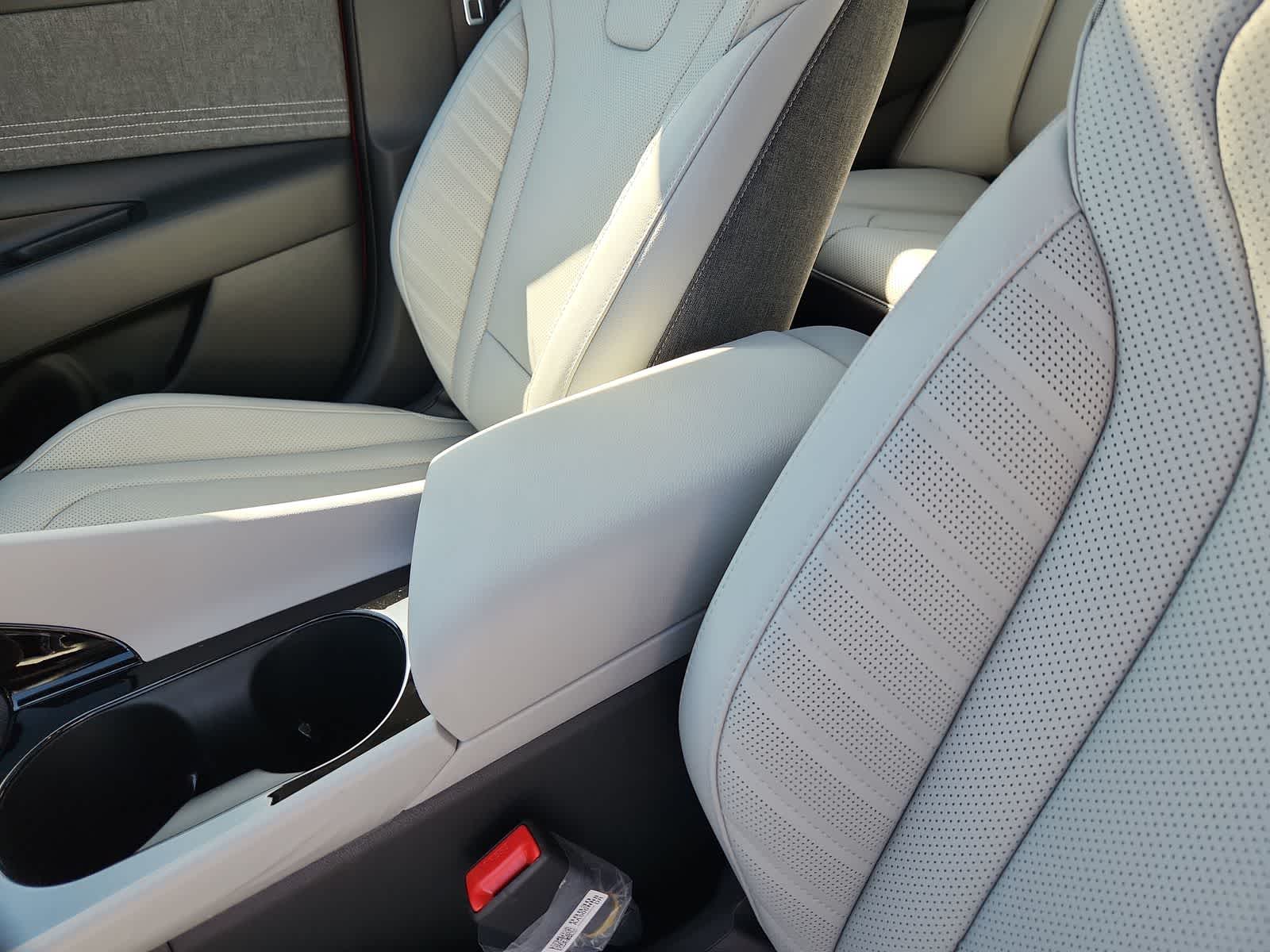 Thumbnail: 2025 Hyundai Elantra - 20