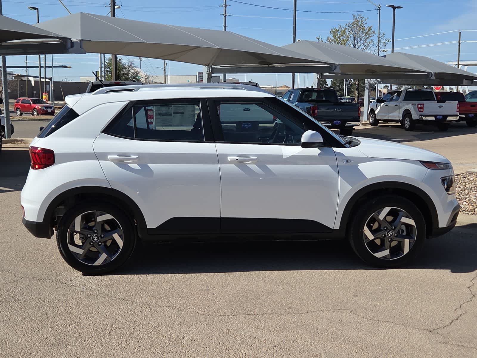 Thumbnail: 2026 Hyundai Venue - 9