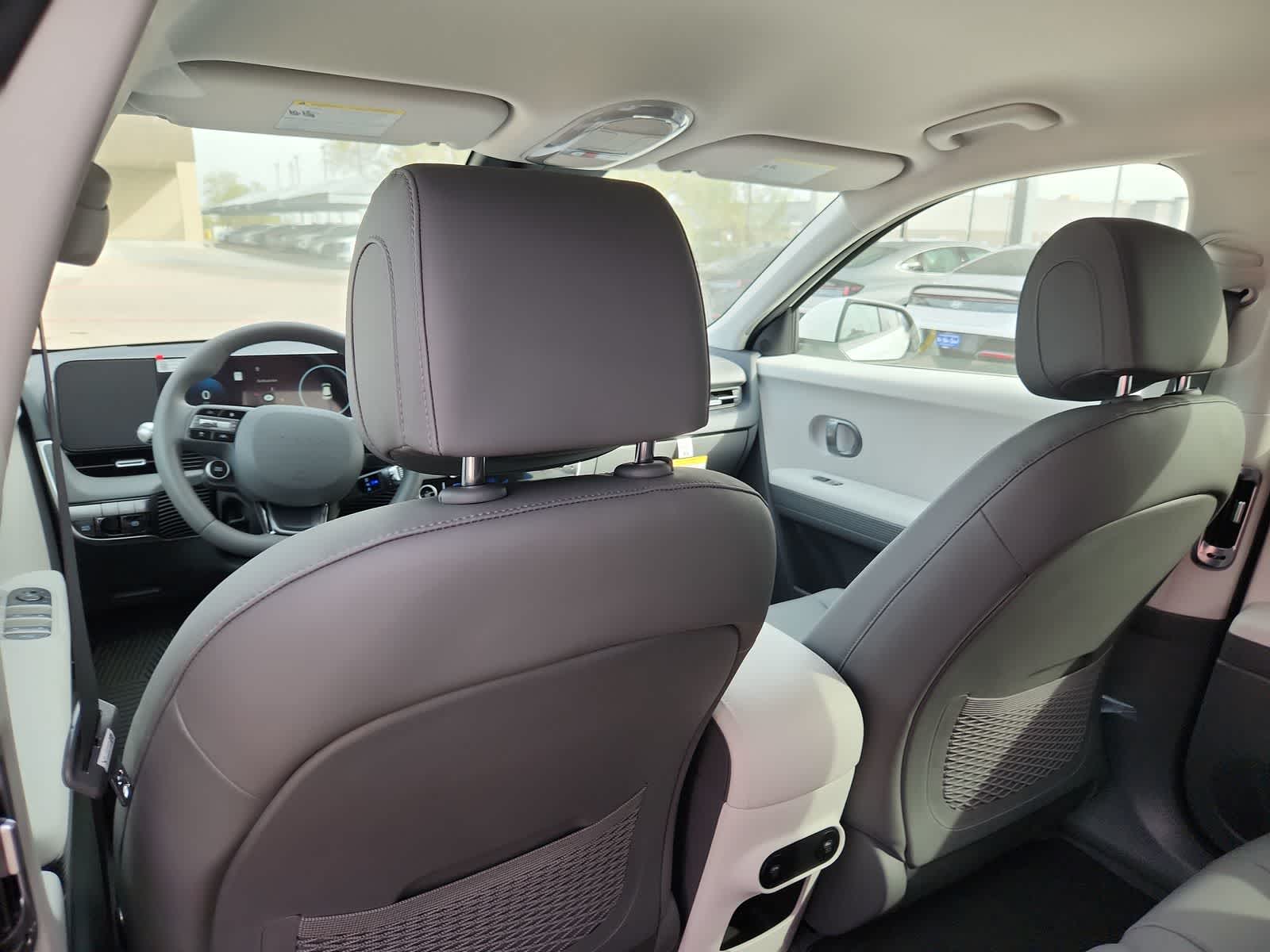 Thumbnail: 2026 Hyundai Ioniq 5 - 16