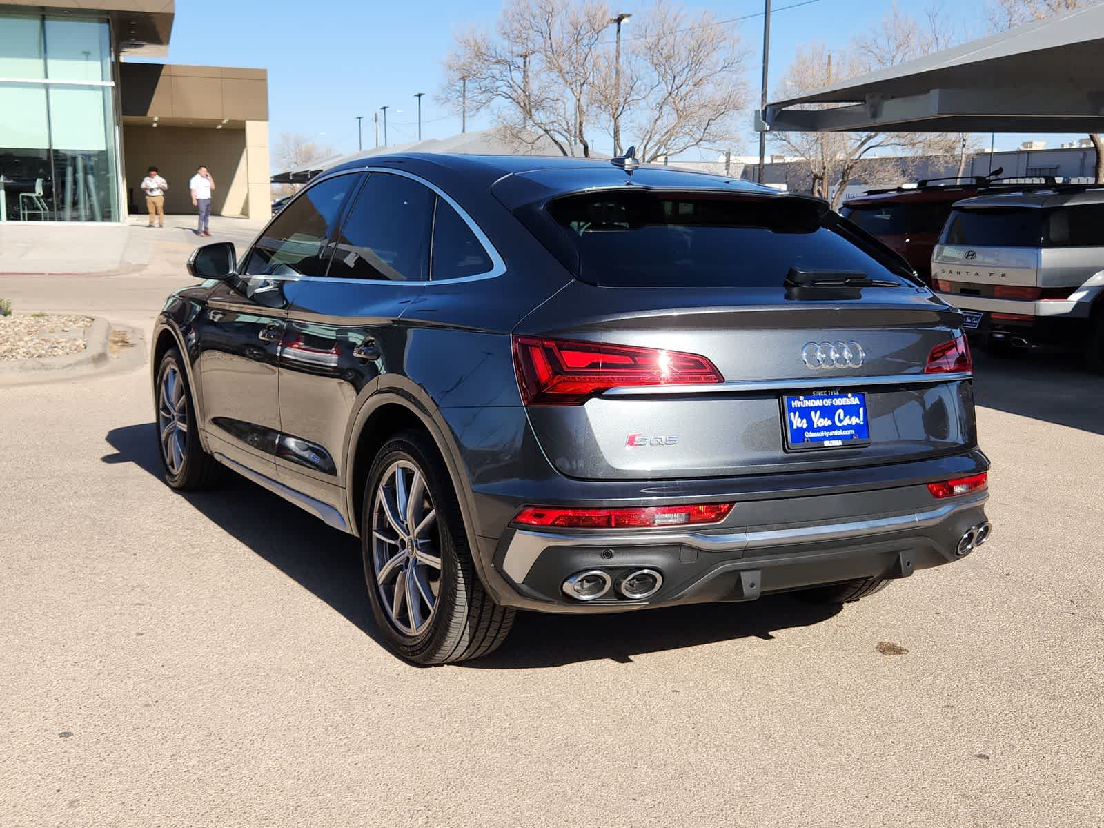 Thumbnail: 2021 Audi SQ5 - 12