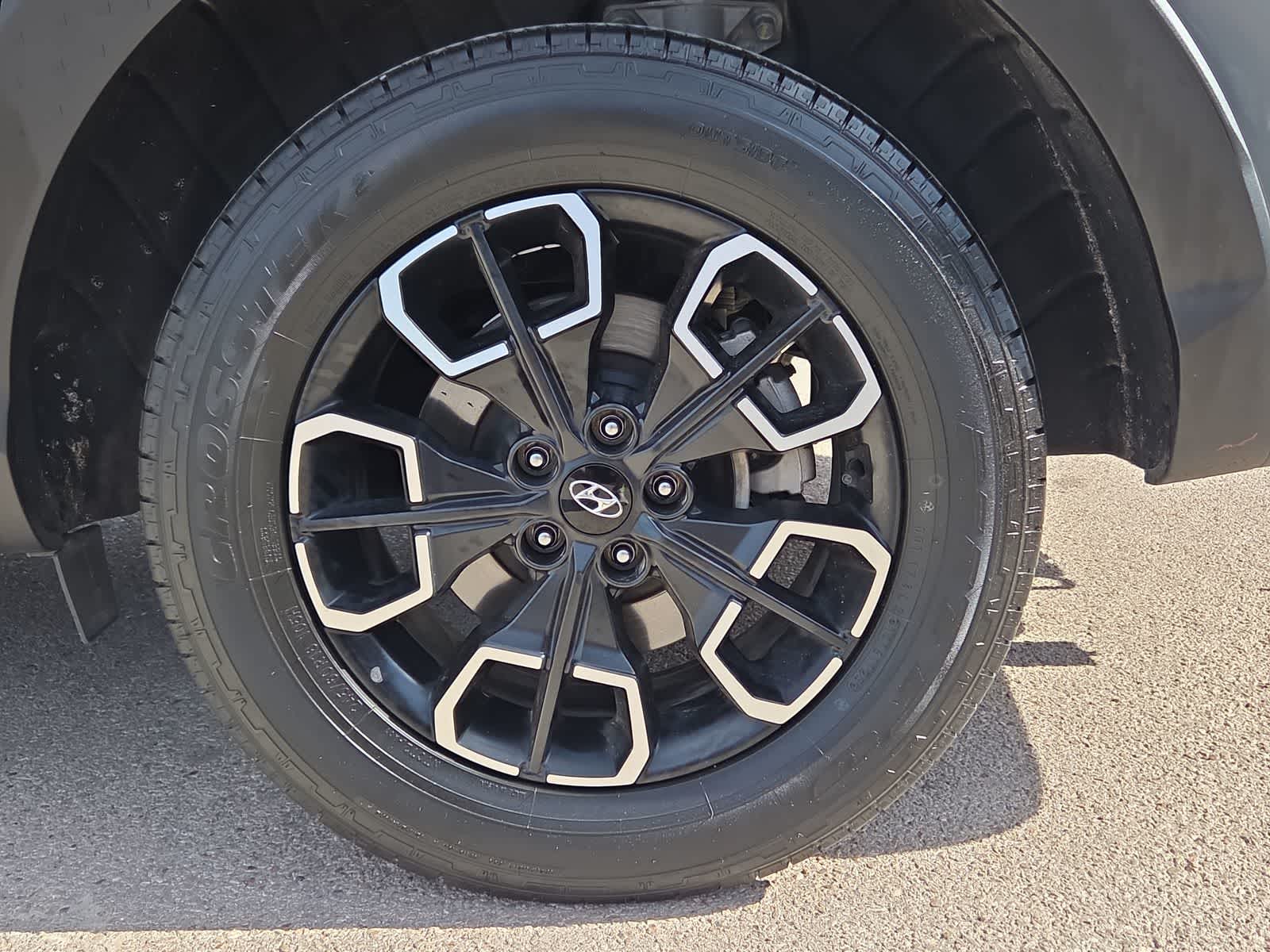 Thumbnail: 2023 Hyundai Santa Cruz - 12