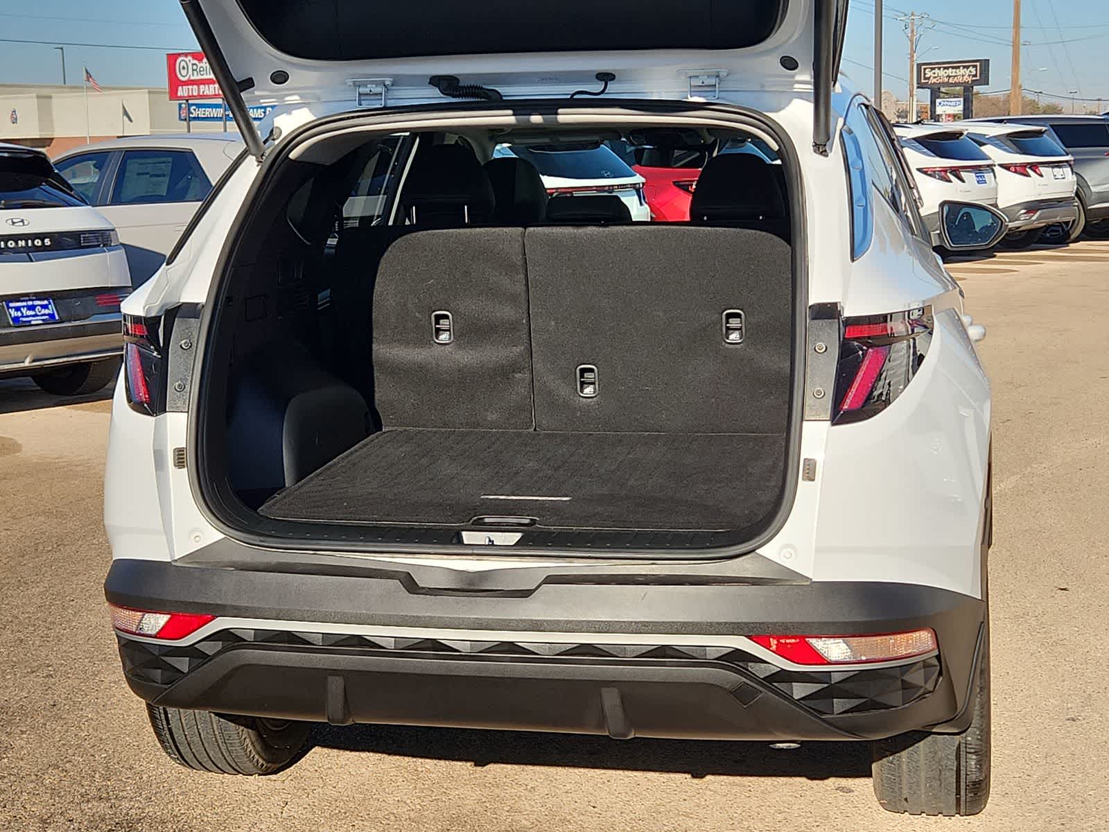 Thumbnail: 2024 Hyundai Tucson - 23