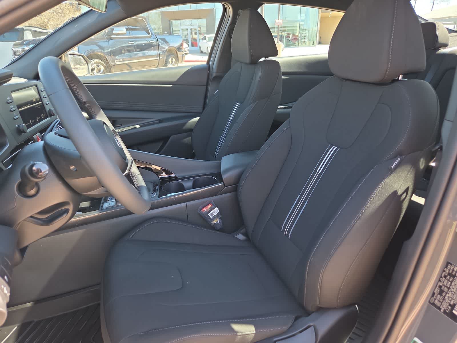 Thumbnail: 2026 Hyundai Elantra - 15