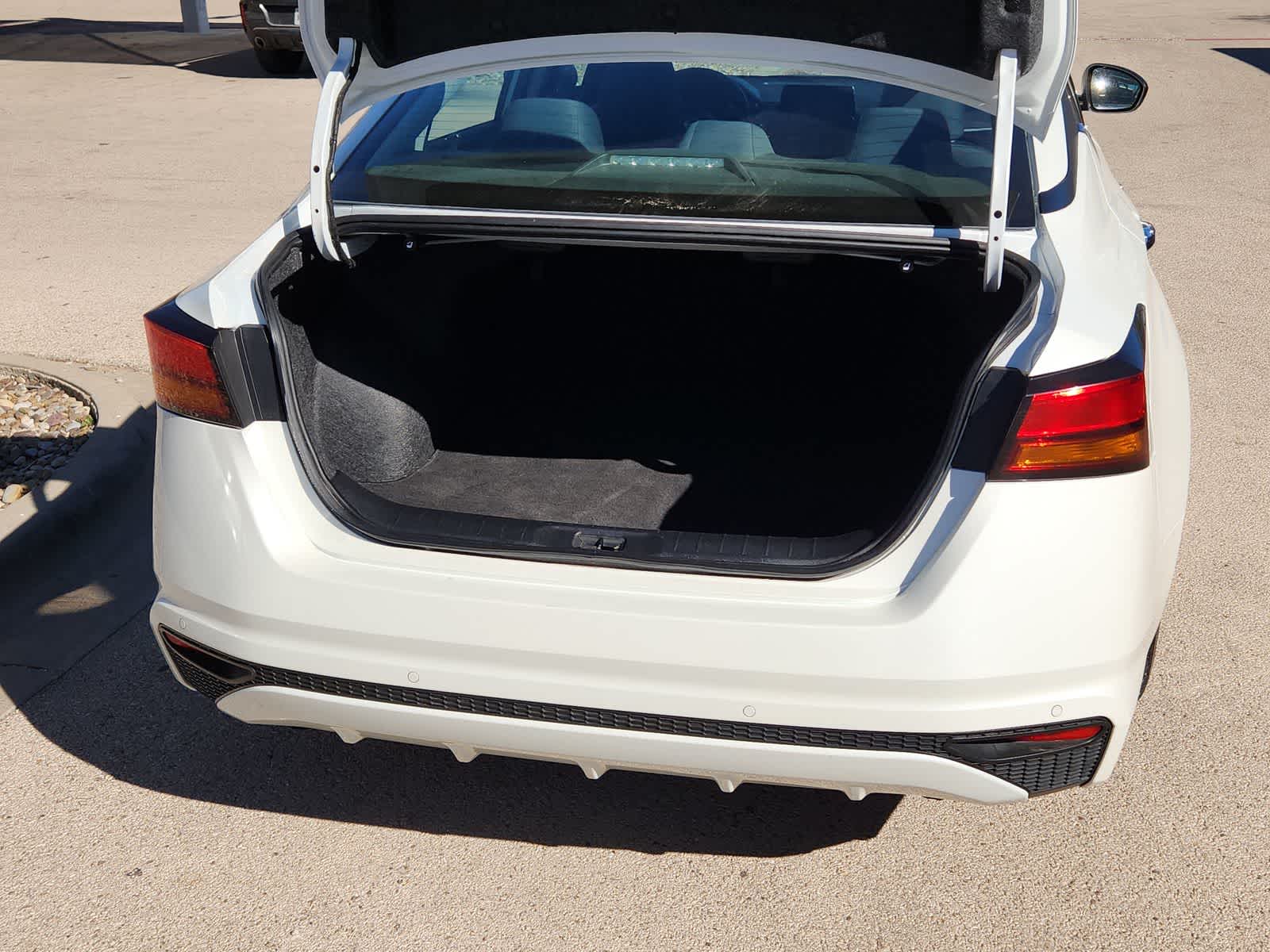 Thumbnail: 2024 Nissan Altima - 23