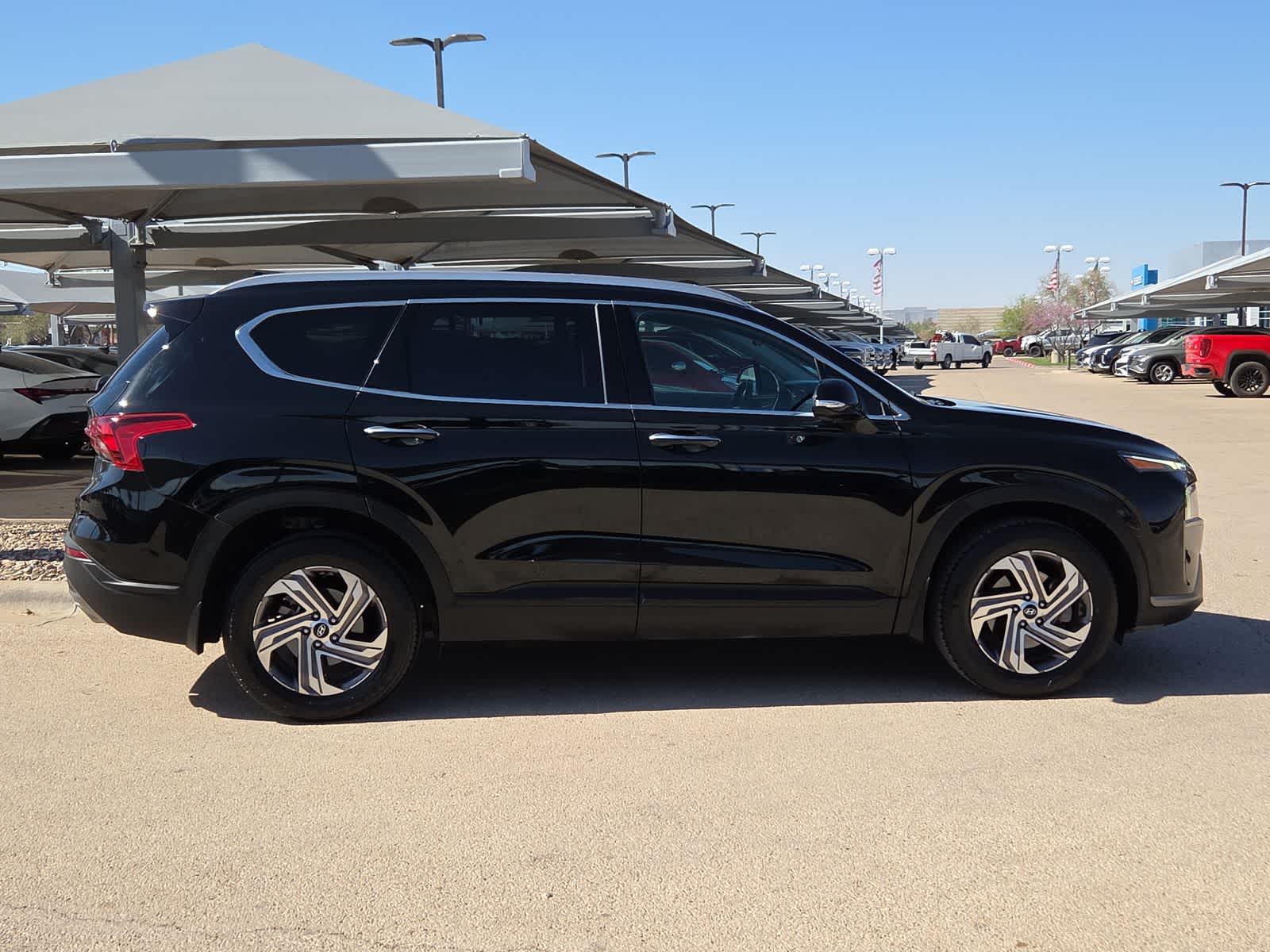 Thumbnail: 2023 Hyundai Santa Fe - 9