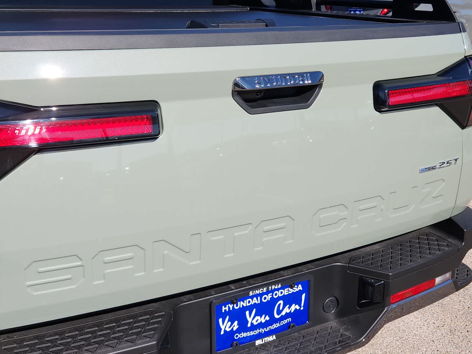 Thumbnail: 2025 Hyundai Santa Cruz - 15