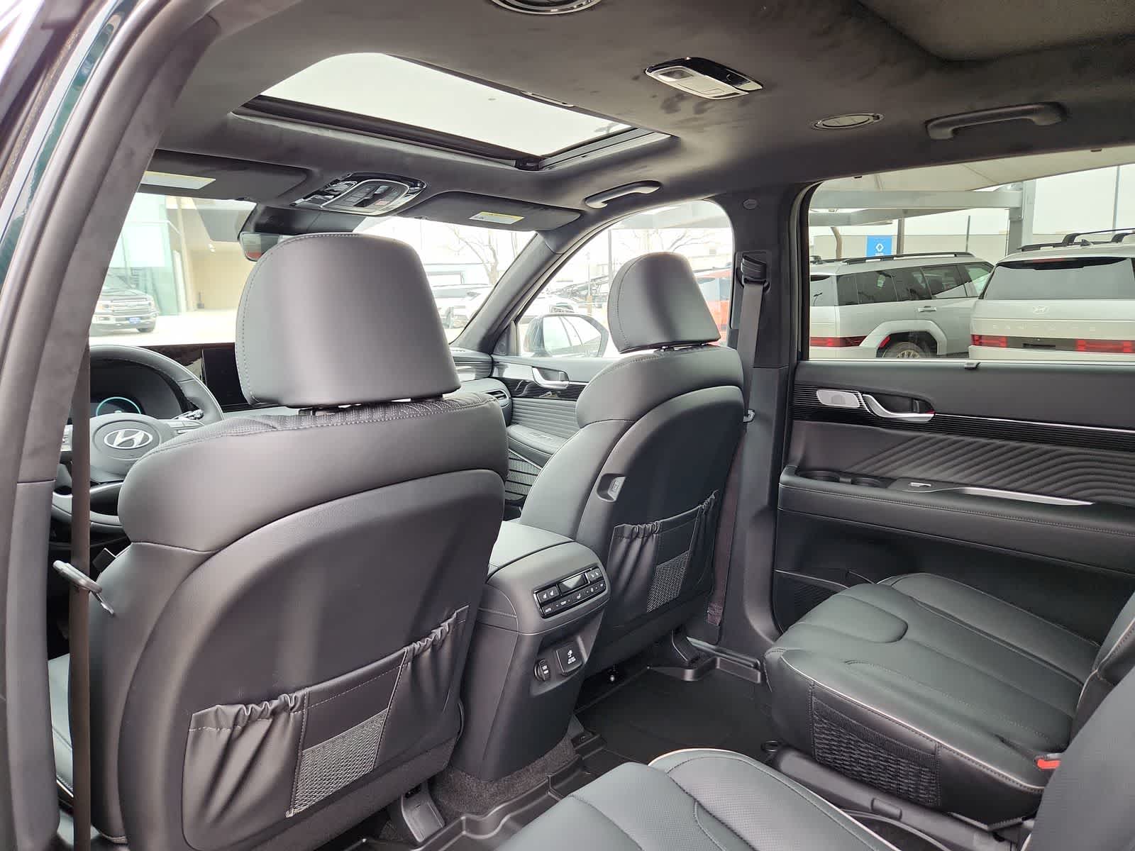 Thumbnail: 2025 Hyundai Palisade - 20