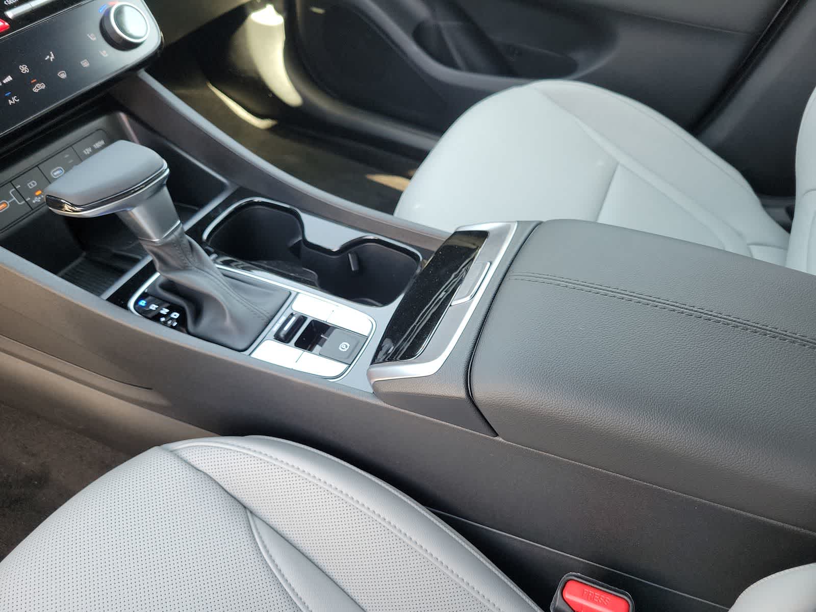 Thumbnail: 2025 Hyundai Santa Cruz - 24