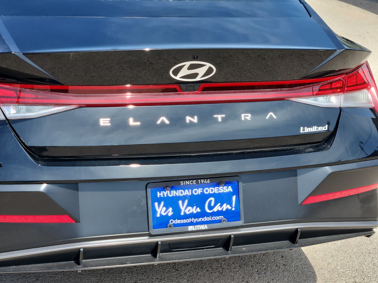 Thumbnail: 2025 Hyundai Elantra - 11