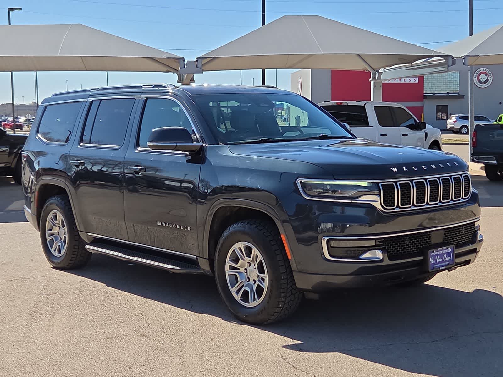 Thumbnail: 2022 Jeep Wagoneer - 2