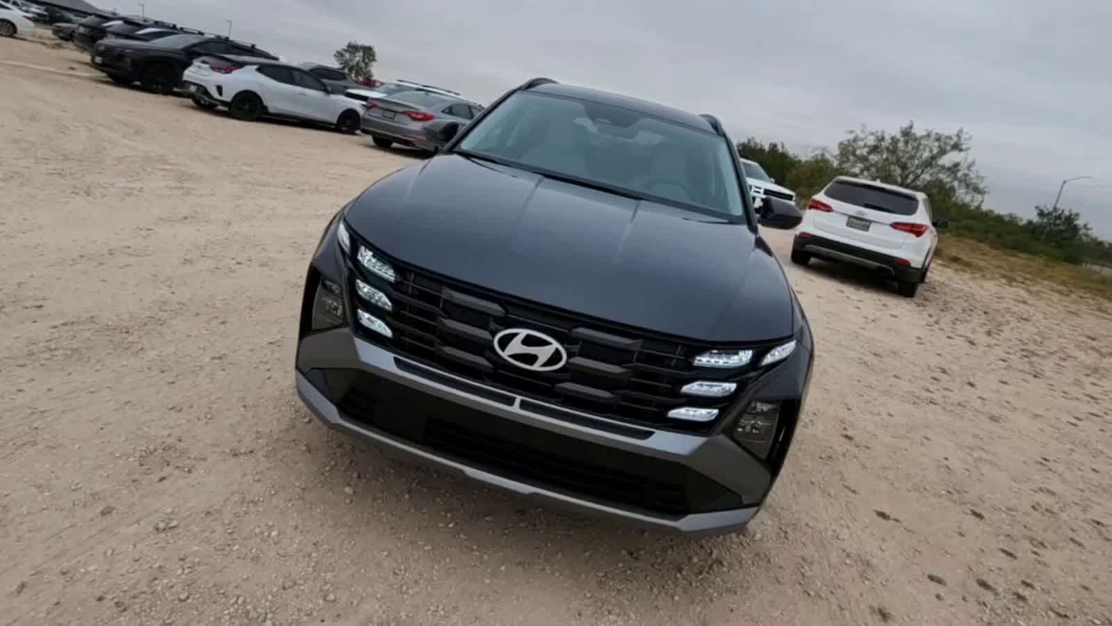 Thumbnail: 2025 Hyundai Tucson - 3