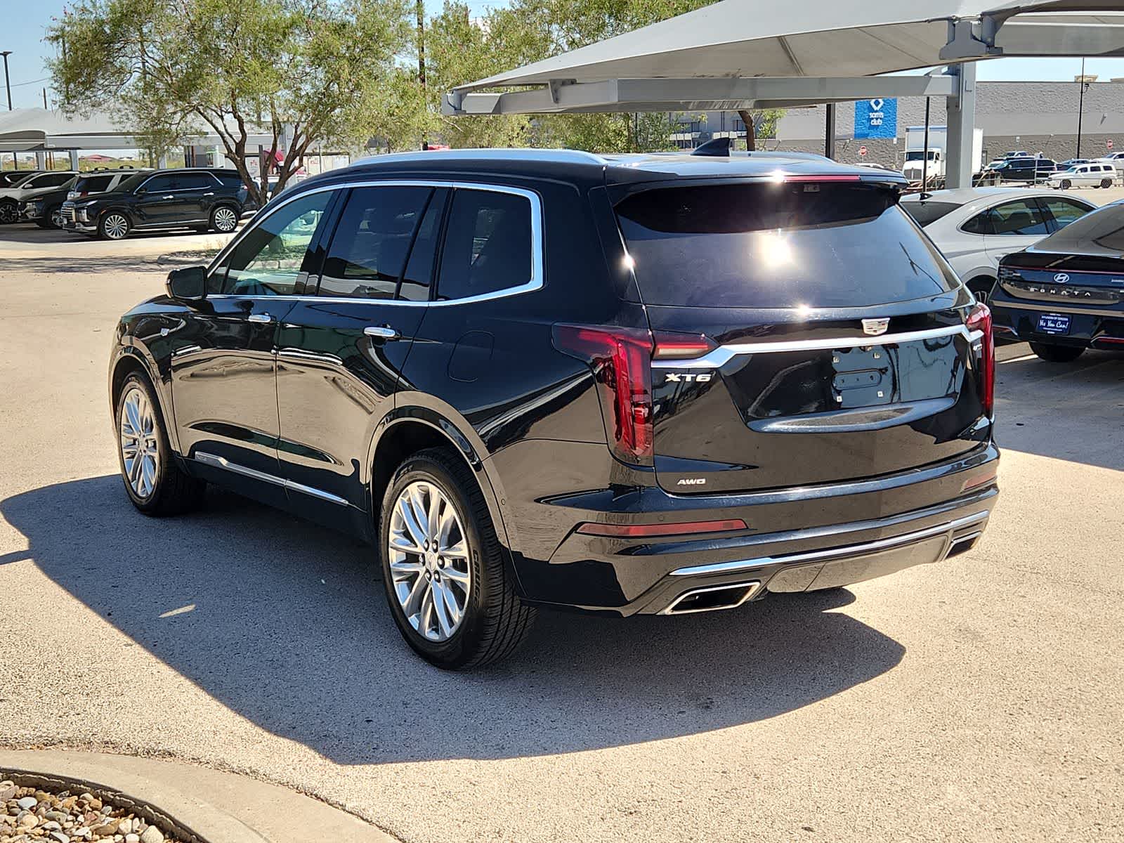 Thumbnail: 2020 Cadillac XT6 - 6