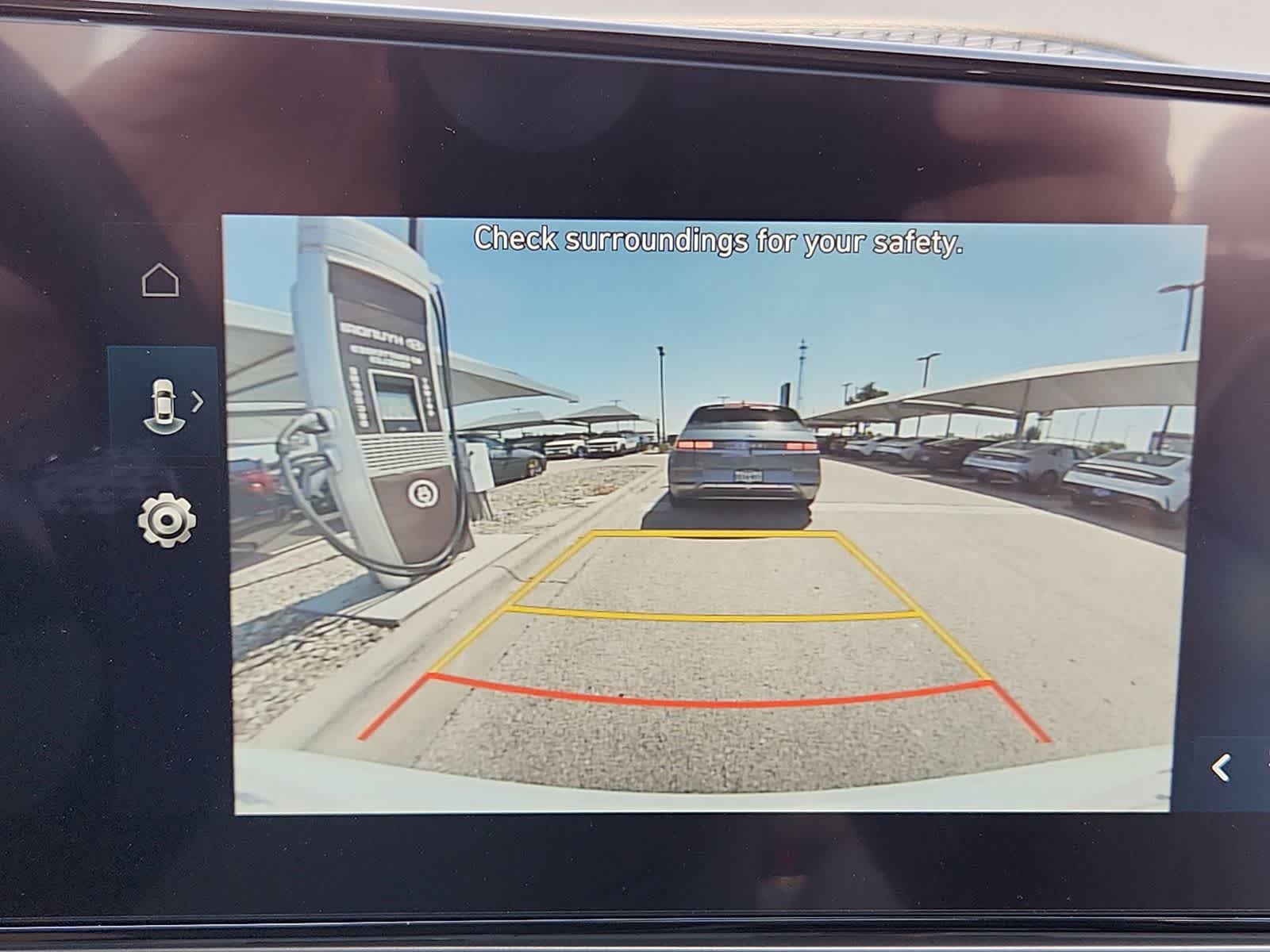 Thumbnail: 2025 Hyundai Elantra - 25