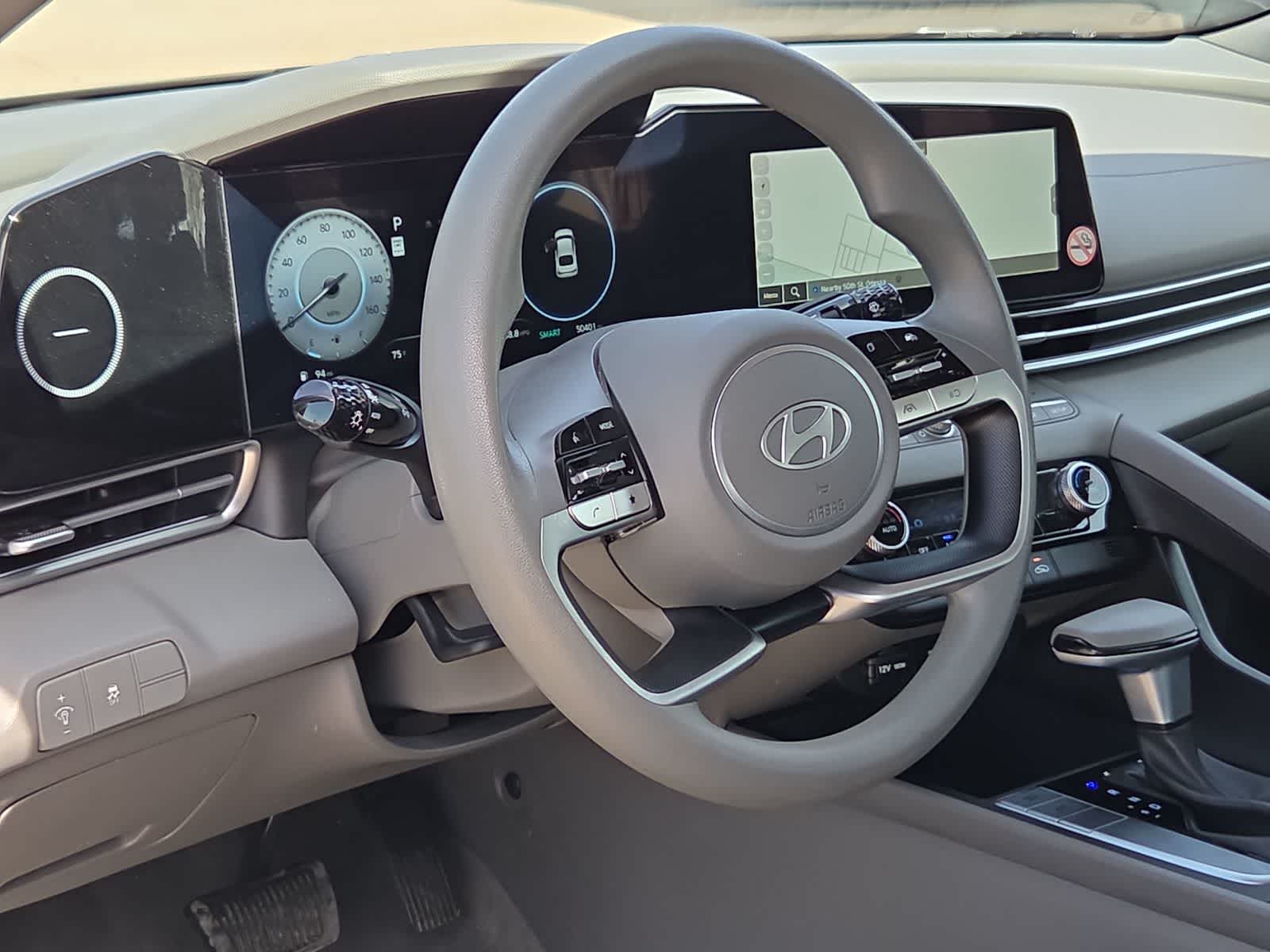 Thumbnail: 2024 Hyundai Elantra - 10