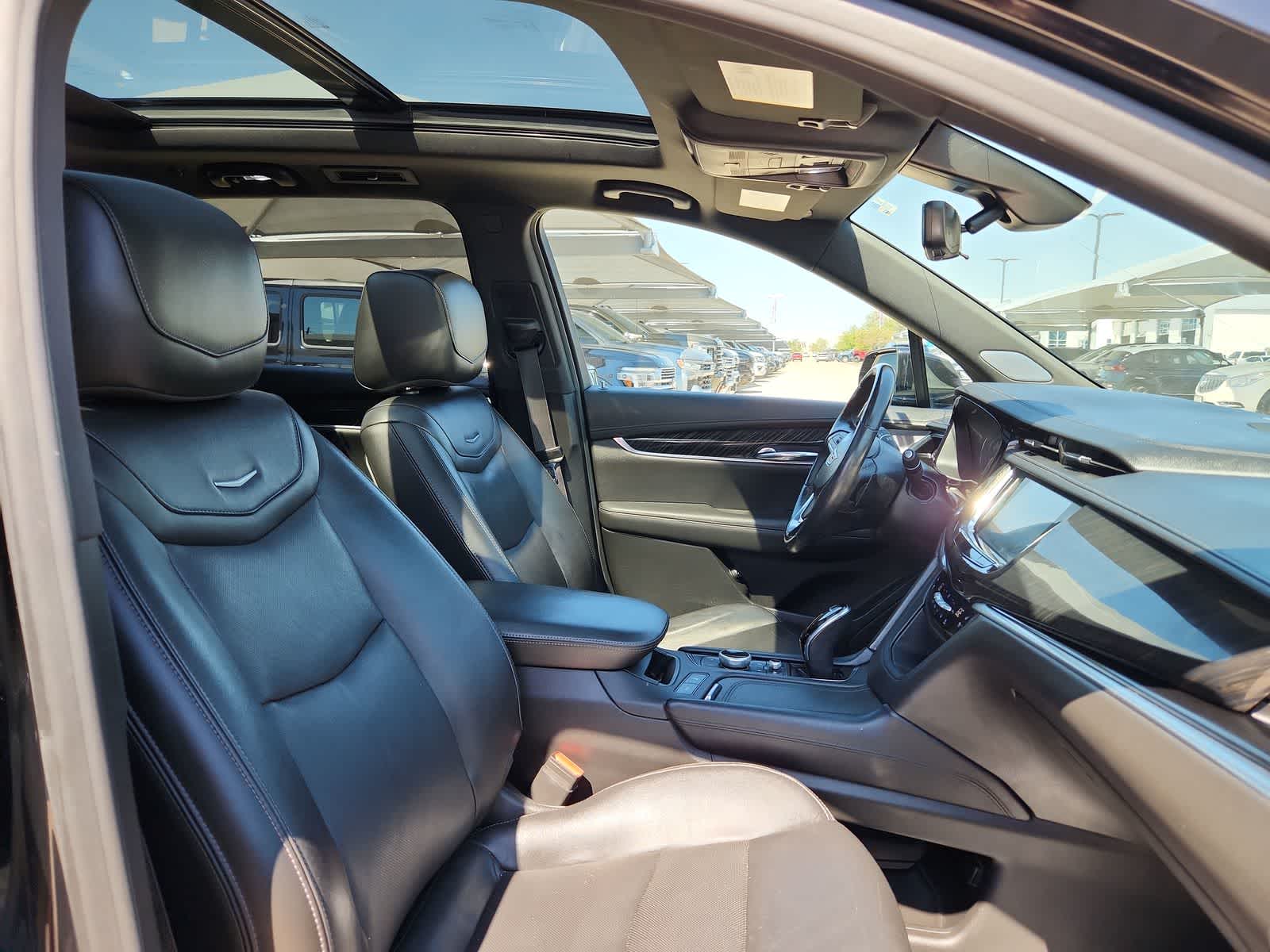 Thumbnail: 2020 Cadillac XT6 - 18