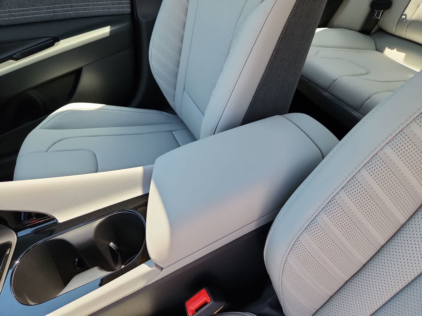 Thumbnail: 2025 Hyundai Ioniq 6 - 20