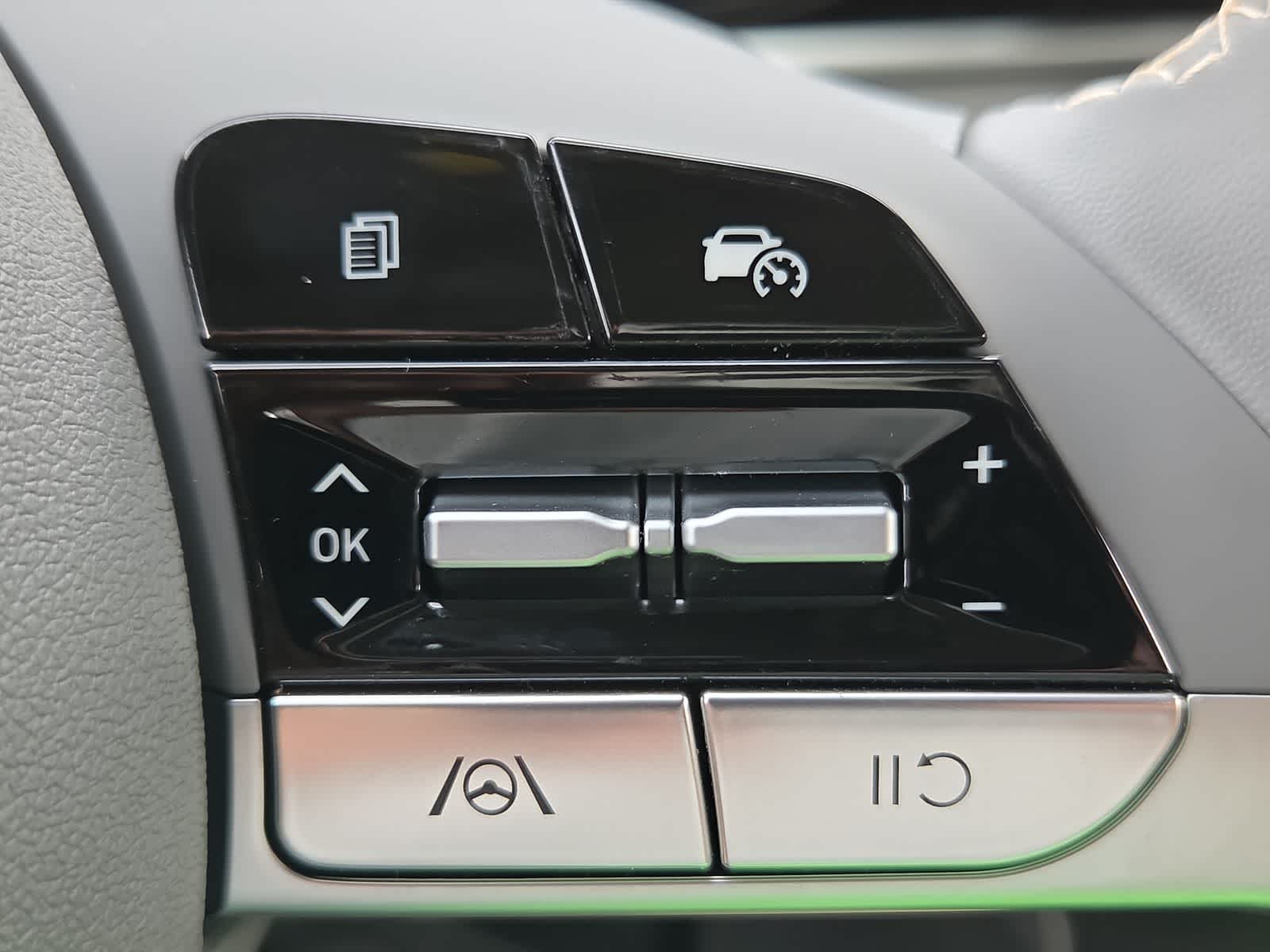 Thumbnail: 2026 Hyundai Elantra - 20