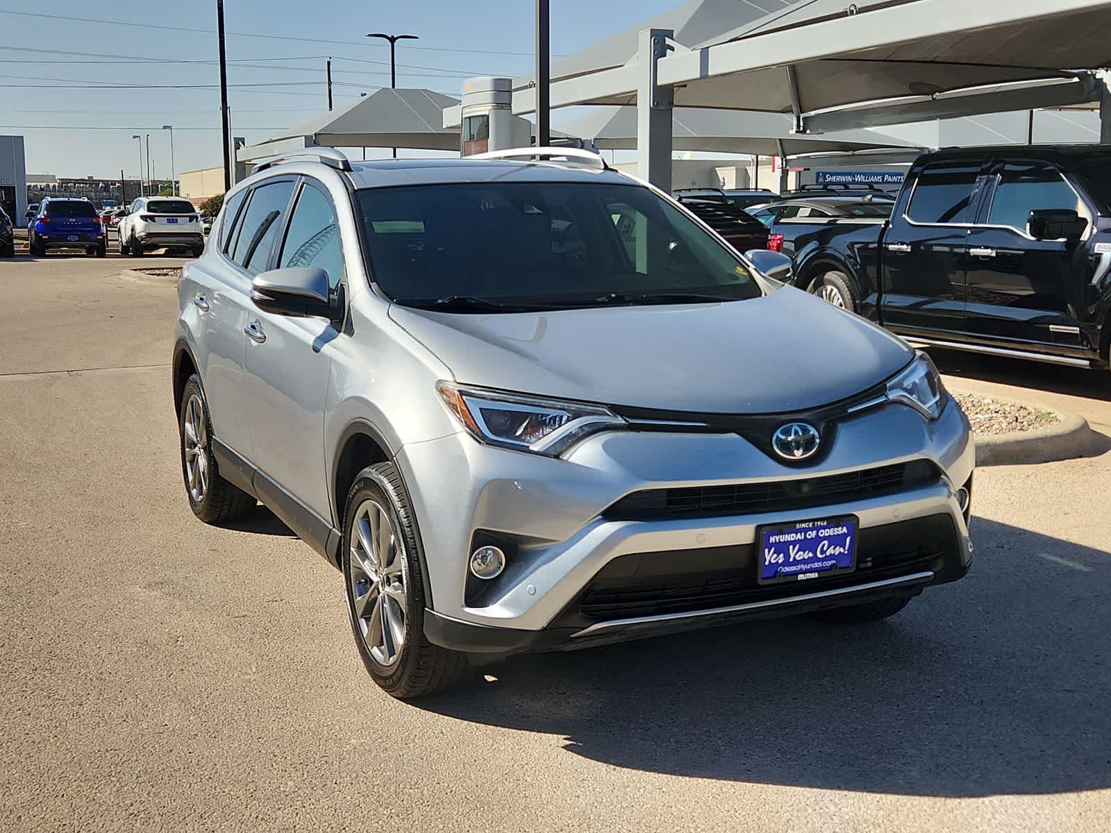 Thumbnail: 2018 Toyota RAV4 - 2