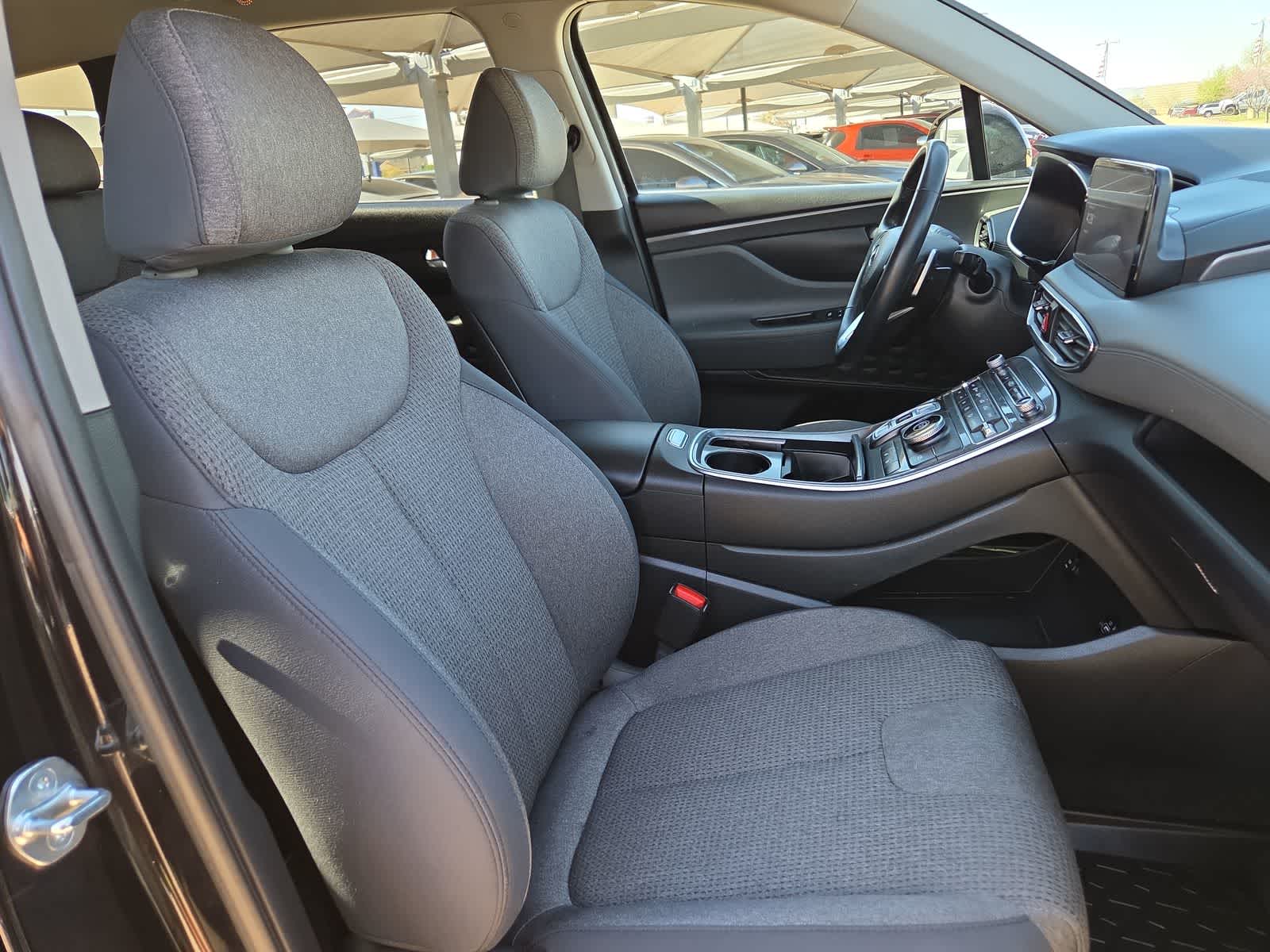 Thumbnail: 2023 Hyundai Santa Fe - 18