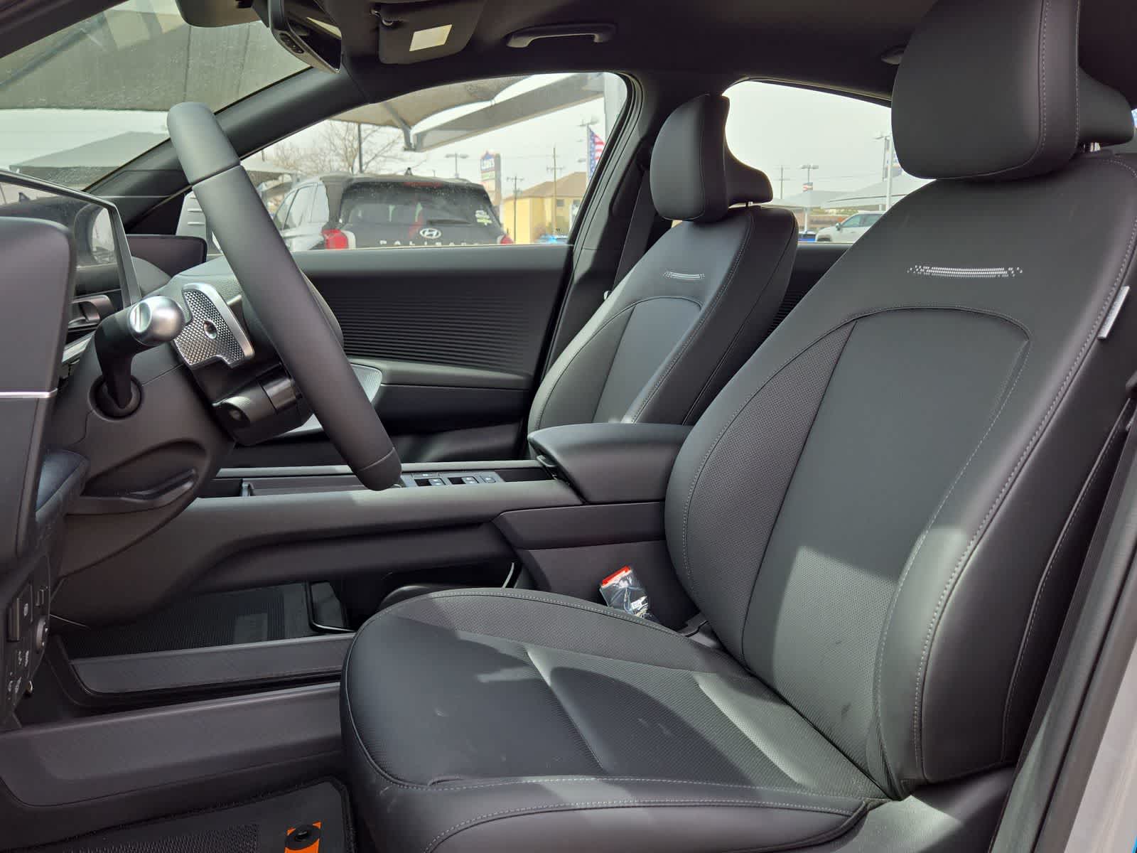 Thumbnail: 2025 Hyundai Ioniq 6 - 19