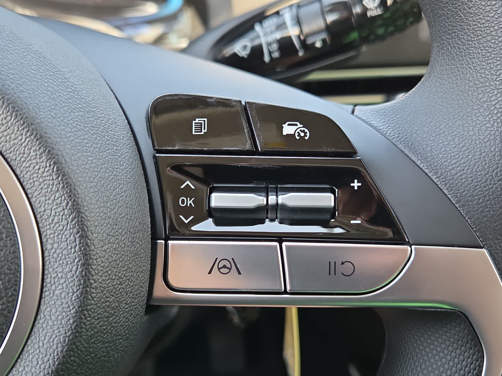 Thumbnail: 2026 Hyundai Elantra - 23