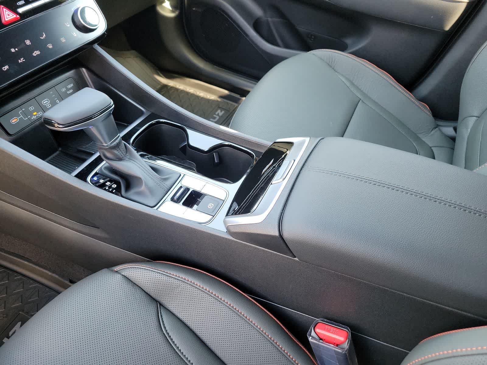 Thumbnail: 2025 Hyundai Santa Cruz - 16