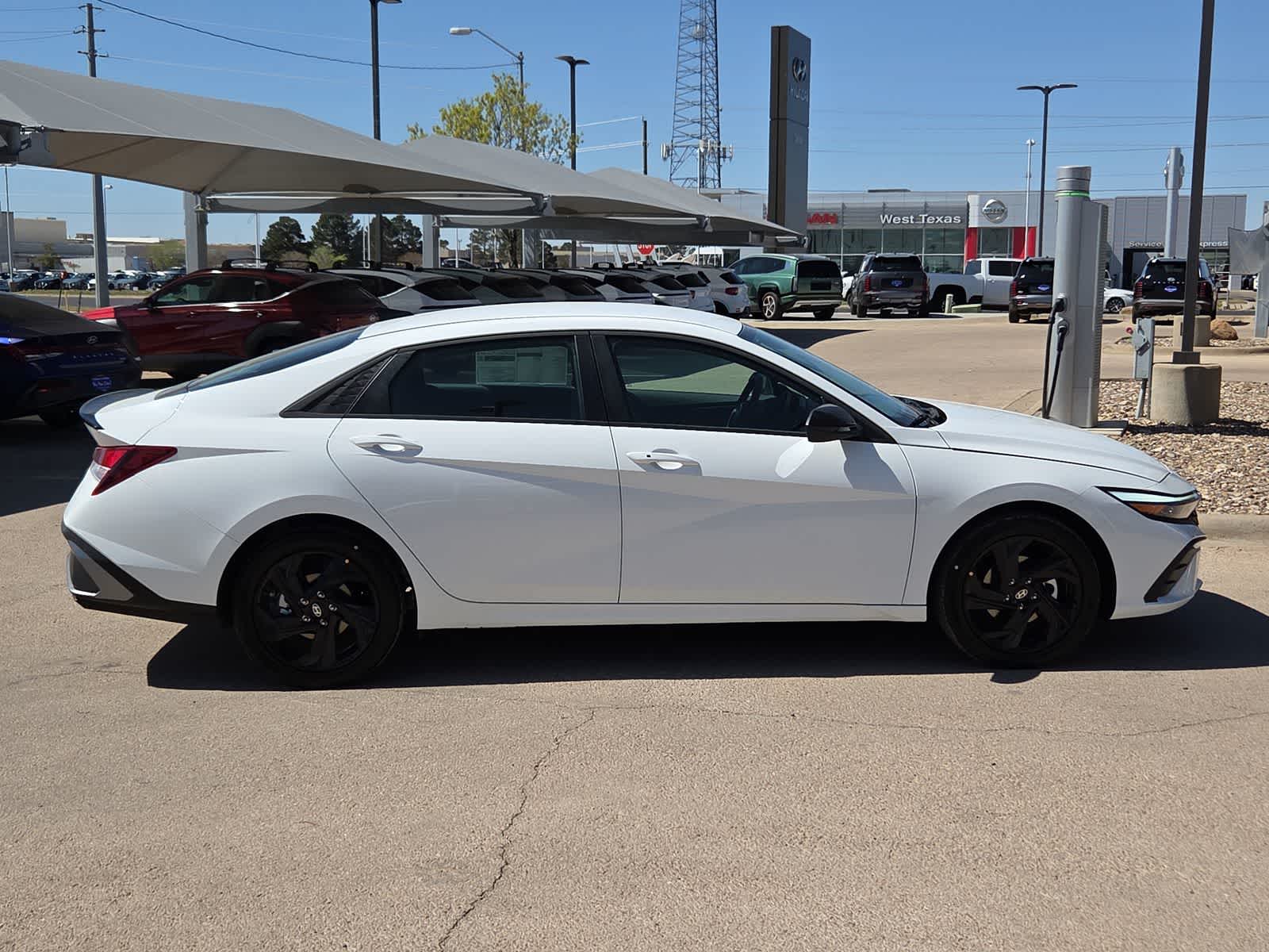 Thumbnail: 2026 Hyundai Elantra - 9