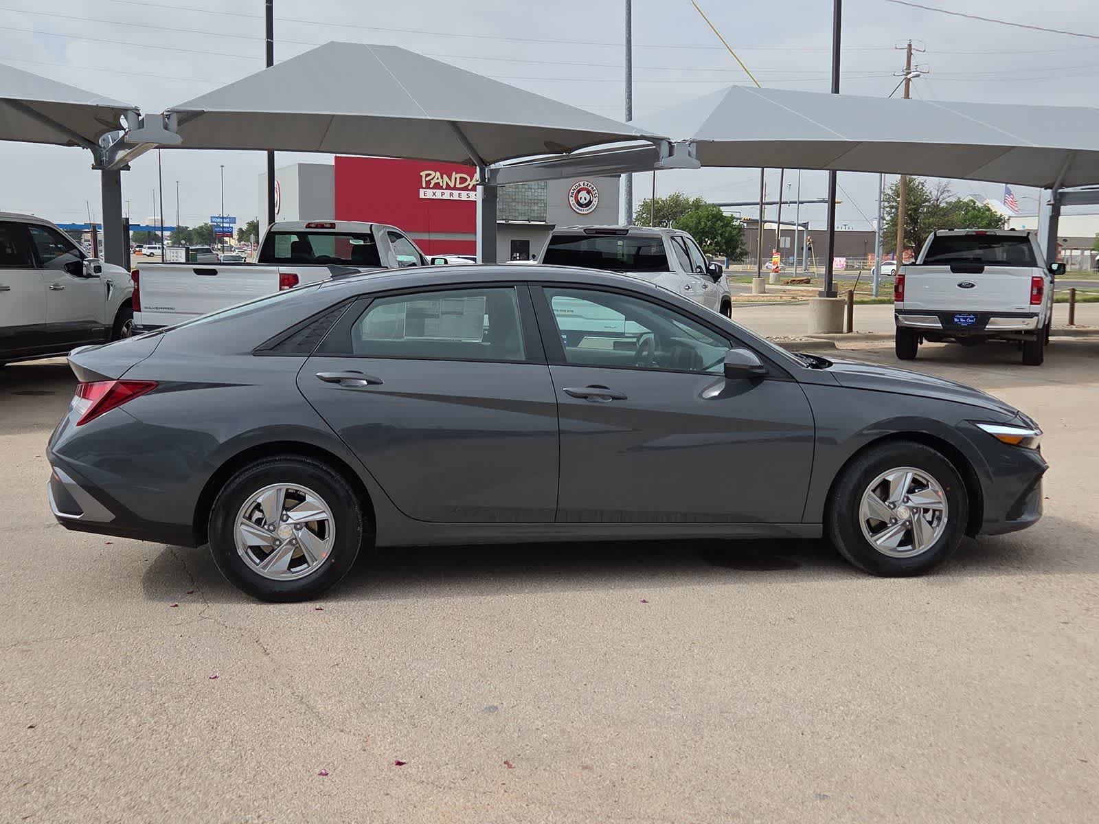 Thumbnail: 2026 Hyundai Elantra - 9