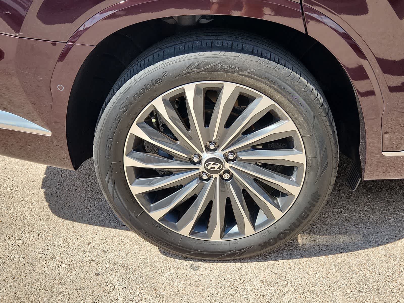 Thumbnail: 2023 Hyundai Palisade - 12