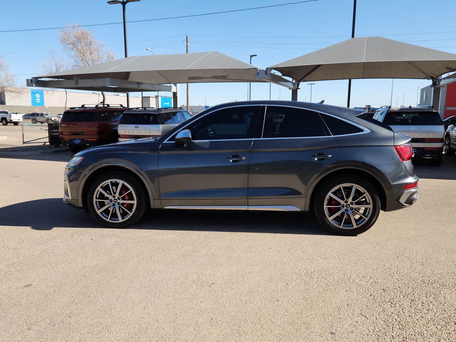 Thumbnail: 2021 Audi SQ5 - 11