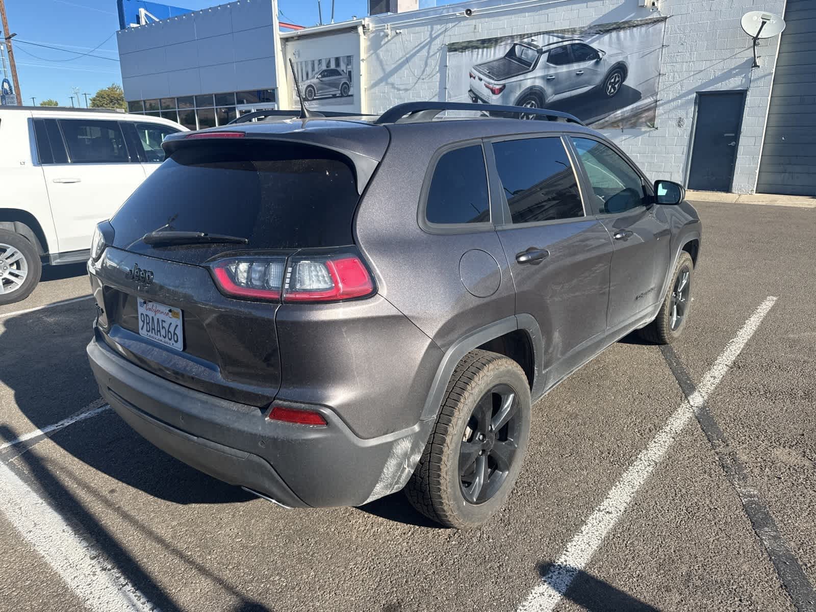 Thumbnail: 2019 Jeep Cherokee - 5
