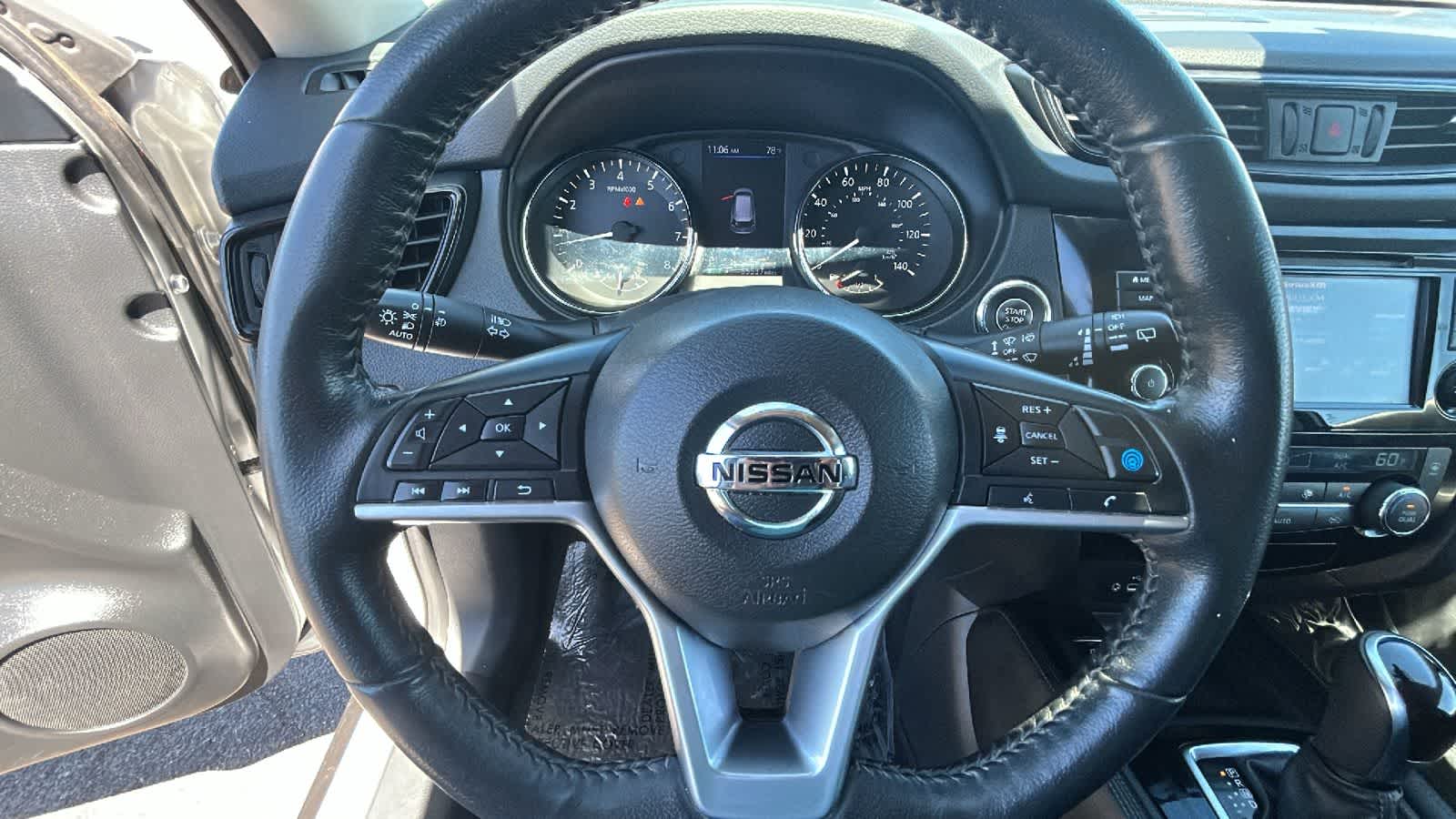 Thumbnail: 2020 Nissan Rogue - 17