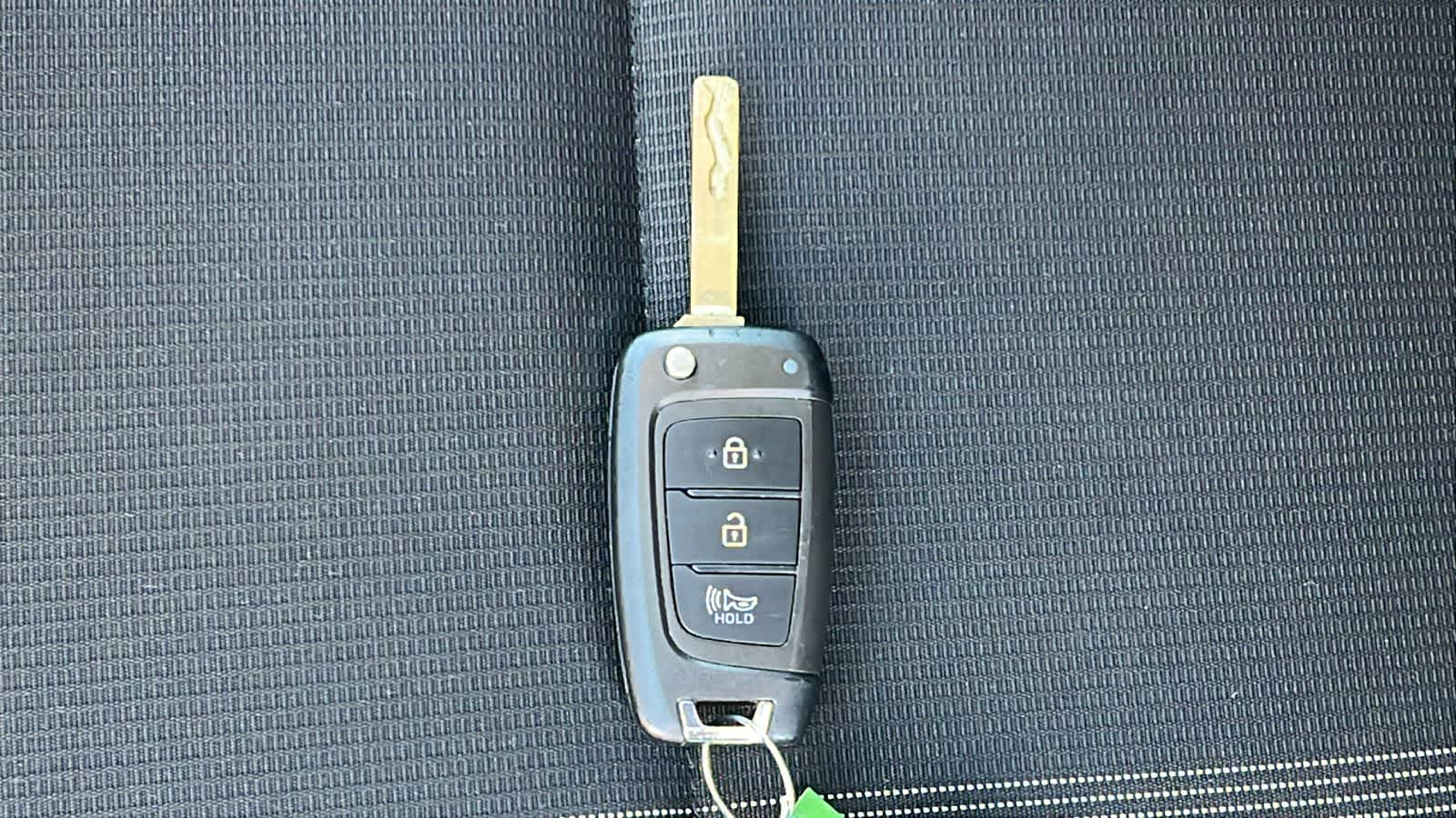 Thumbnail: 2022 Hyundai Venue - 29