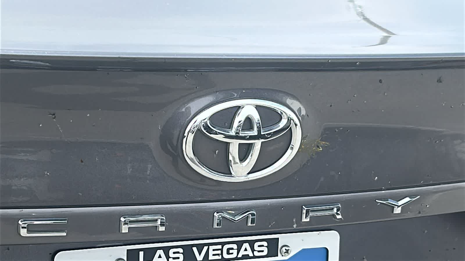 Thumbnail: 2023 Toyota Camry - 10