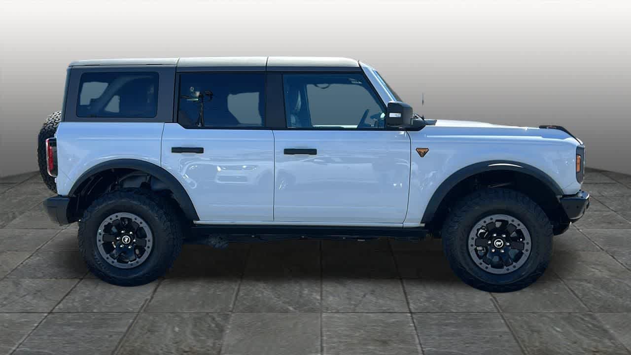 Thumbnail: 2022 Ford Bronco - 4