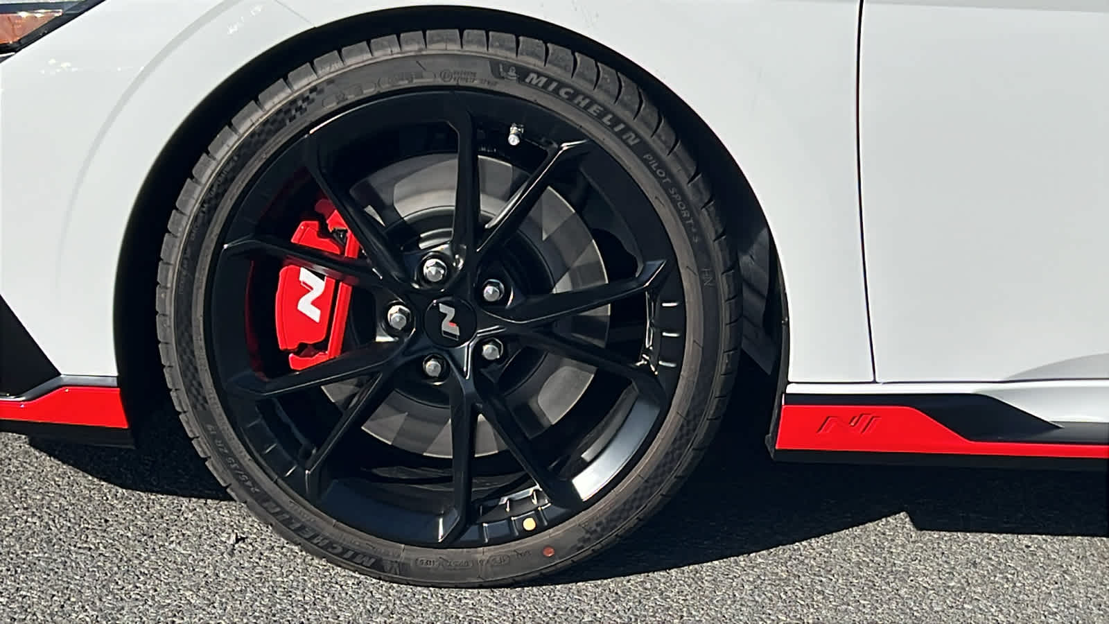 Thumbnail: 2025 Hyundai Elantra - 9