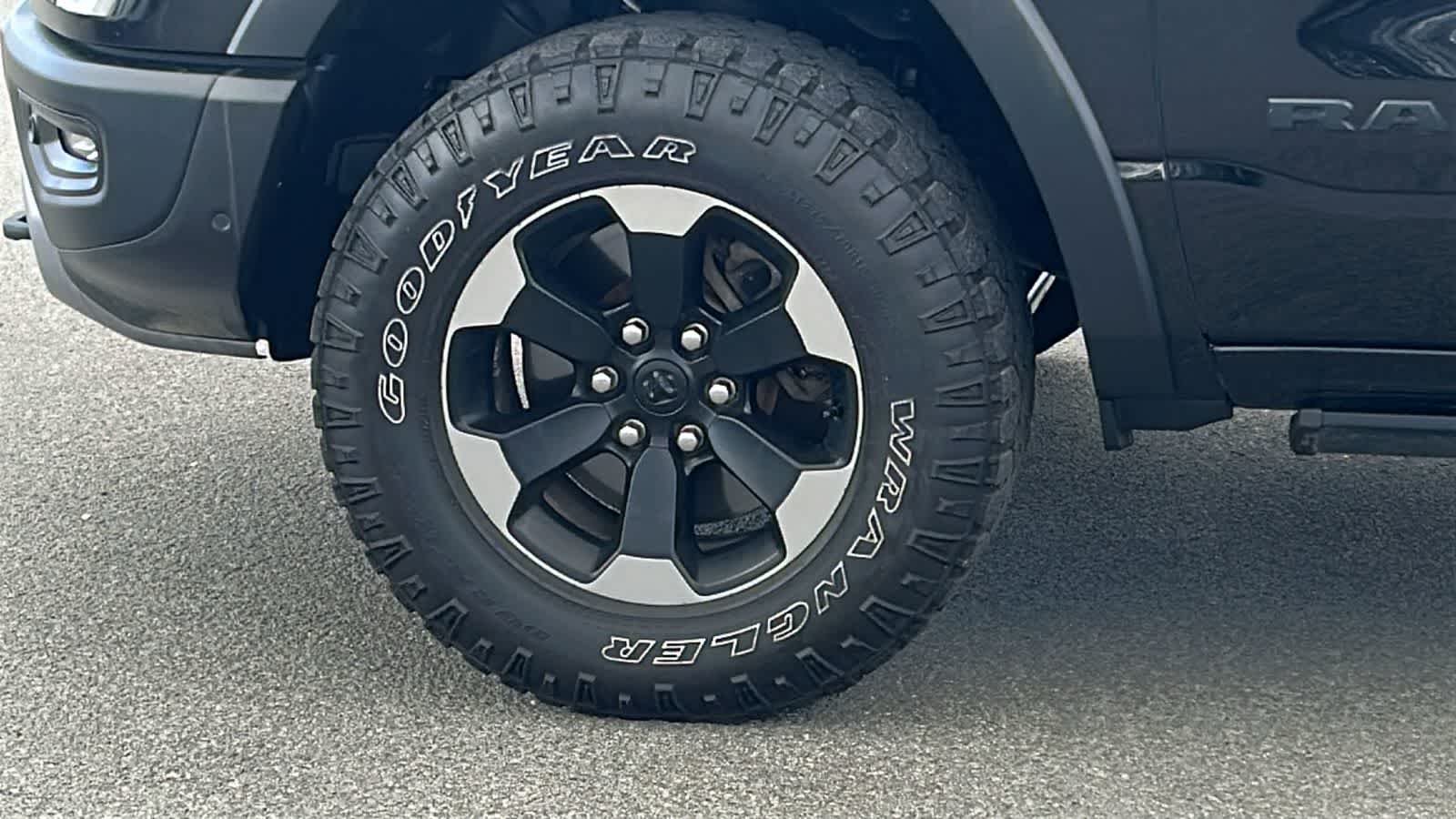 Thumbnail: 2020 RAM 1500 - 9