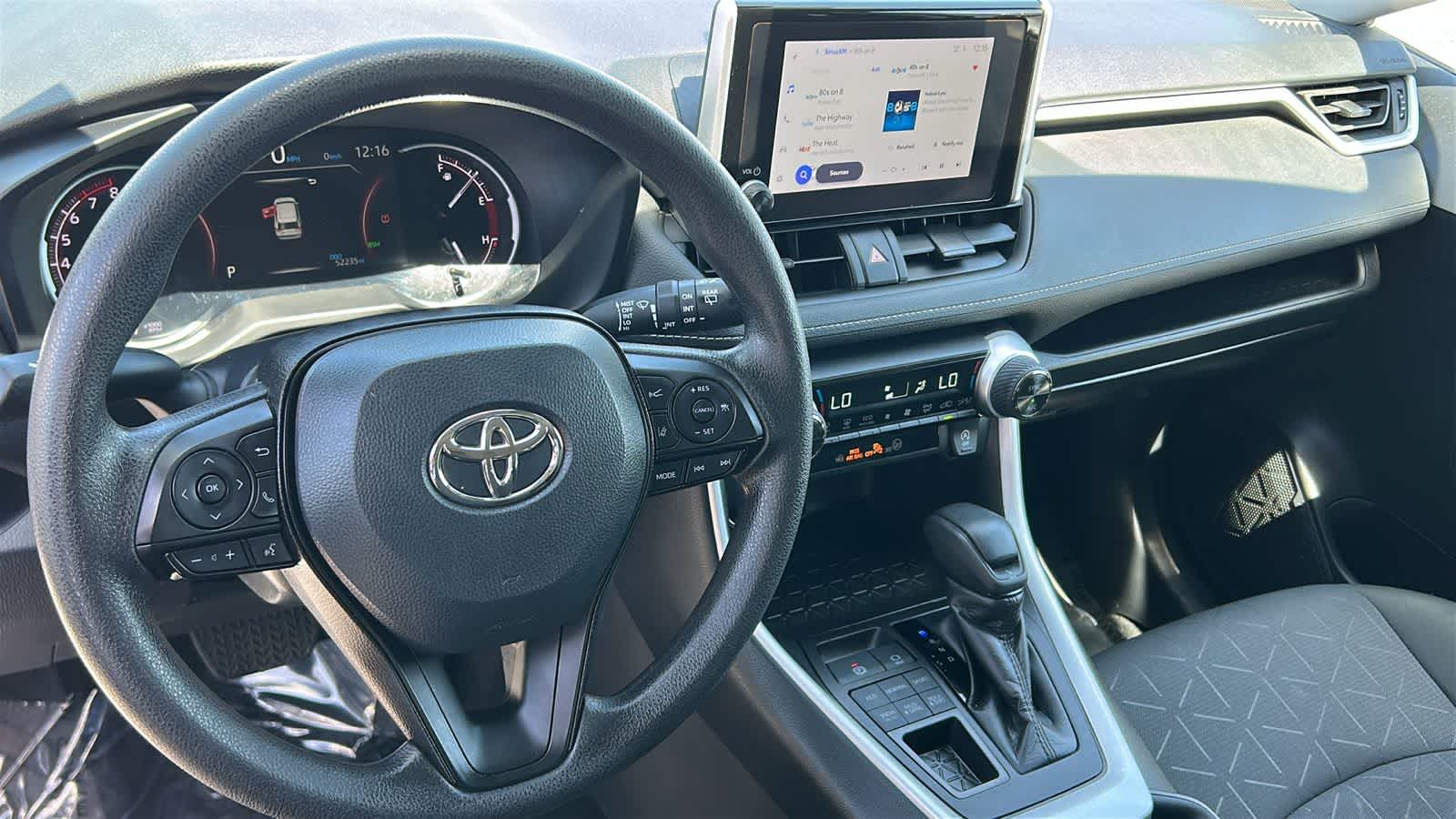 Thumbnail: 2024 Toyota RAV4 - 9